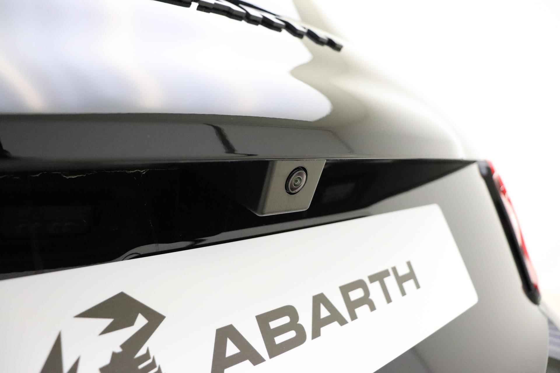 Abarth 500e 42-kWh 155pk Turismo | NEW | Scorpion Tech 2.0 | Alcantara bekleding | Panoramadak | Full LED | Scorpion Sound | Winter Pack | Venom Black - 14/35