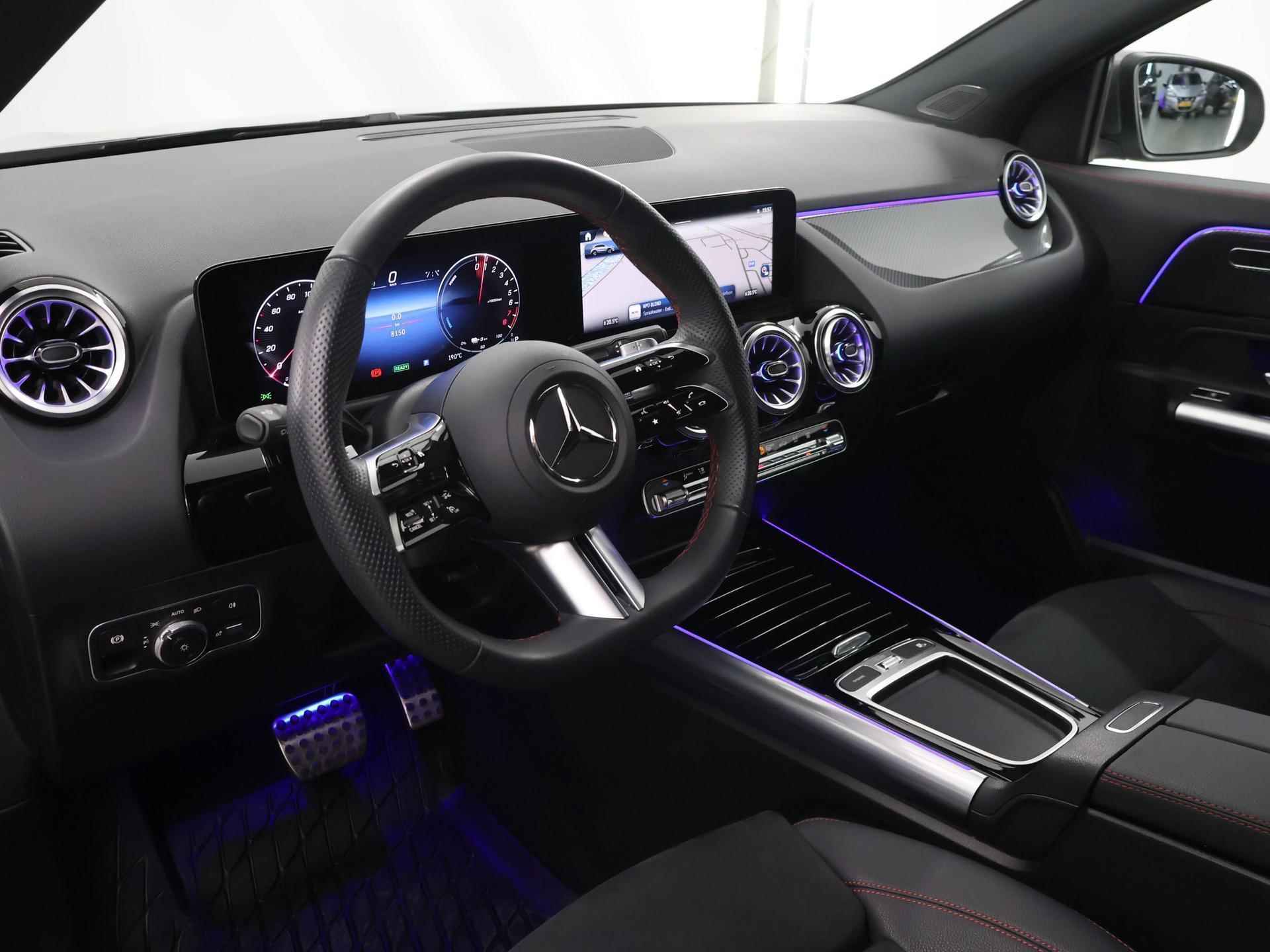 Mercedes-Benz GLA-klasse 250 e AMG Line | Widescreen | Adaptieve CruiseControl | Sportstoelen | Ele. kofferdeksel | Navigatie | PDC | Climate Control | Sfeerverlichting | - 8/43