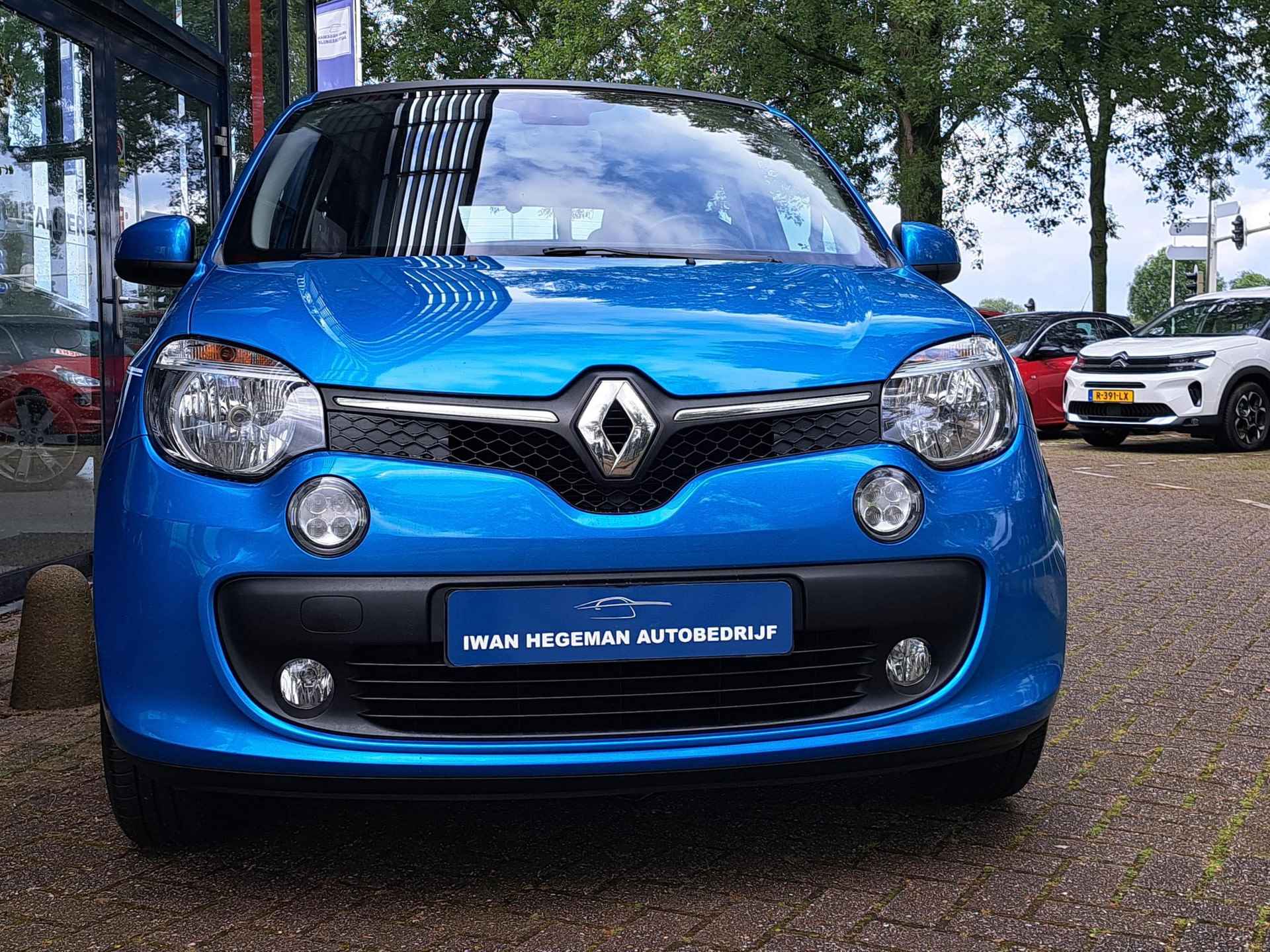 Renault Twingo 0.9 TCe Dynamique 90PK Cabrio | Climate Control | Cruise Control | LM Velgen | Elektrisch vouwdak - 6/25