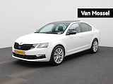 Skoda Octavia 1.5 TSI Greentech Business Edition 150 PK | Navigatie | Trekhaak | Apple Carplay/Android Auto | Climate Control | Adaptive Cruise Control | Schuifdak | Achteruitrijcamera | Privacy Glass | Parkeersensoren | Lichtmetalen velgen |