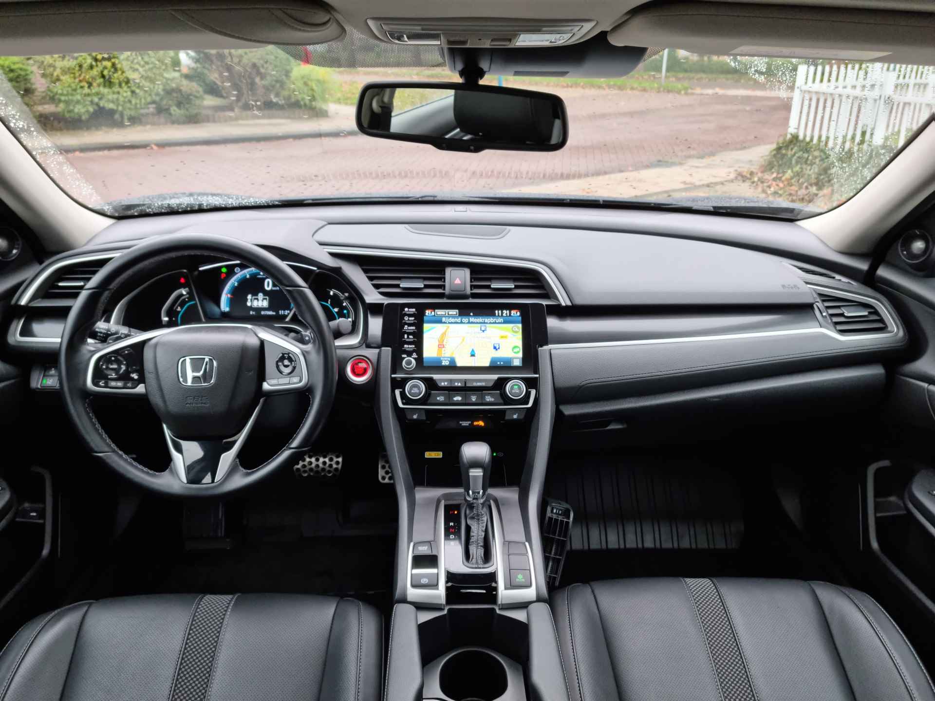 Honda Civic 1.5 i-VTEC Executive Navigatie, Panoramadak , All-in Rijklaarprijs - 13/26