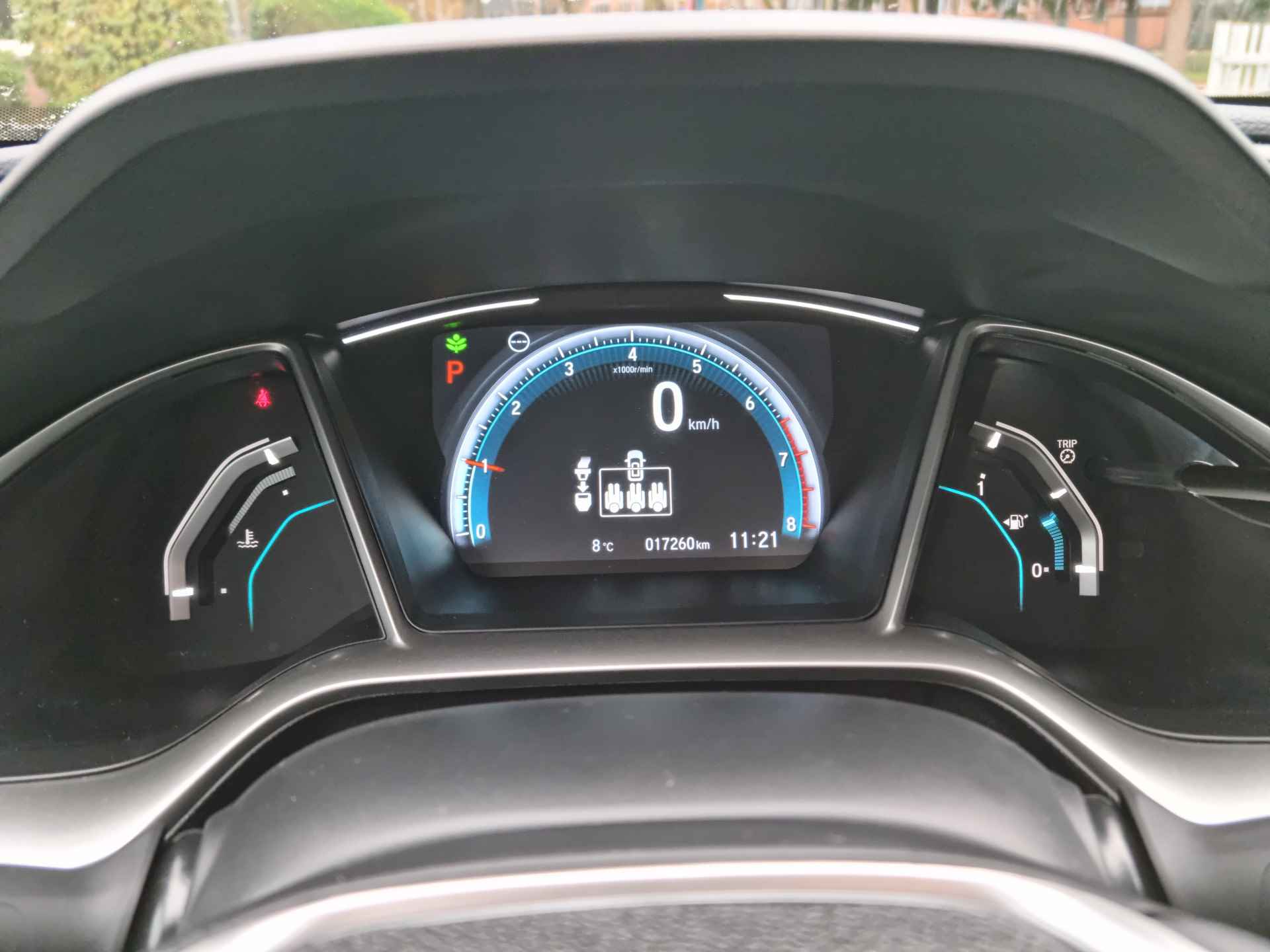 Honda Civic 1.5 i-VTEC Executive Navigatie, Panoramadak , All-in Rijklaarprijs - 15/26