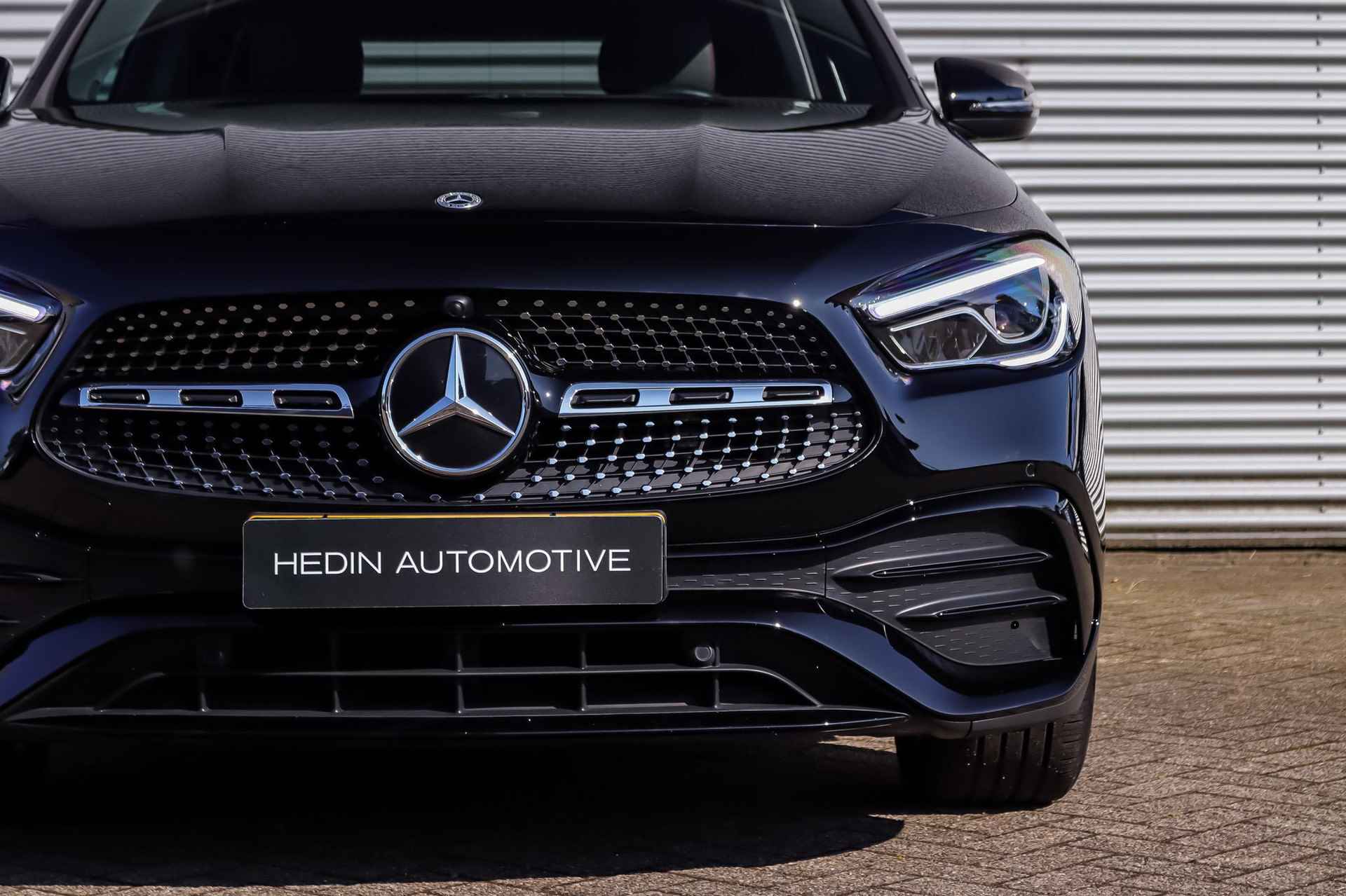 Mercedes-Benz GLA GLA 180 Automaat Business Solution AMG | Nightpakket | LED | Sfeerverlichting | Stoelverwarming | Spiegelpakket | Zitcomfortpakket | Licht & Zichtpakket - 32/36