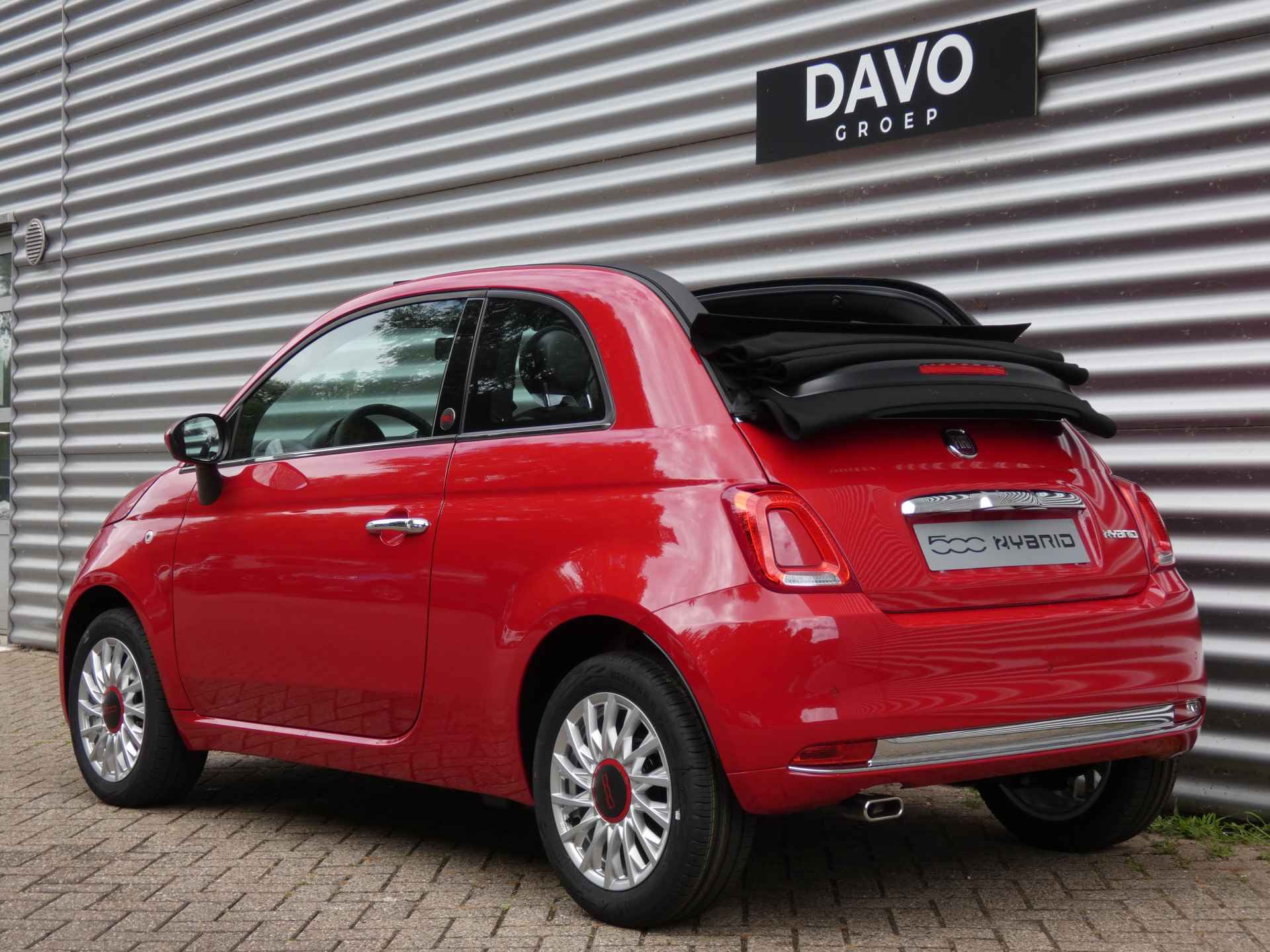 Fiat 500C 1.0 70PK Hybrid Red ! € 5.513,- VOORDEEL! | Pack Navi | Airco - 5/30