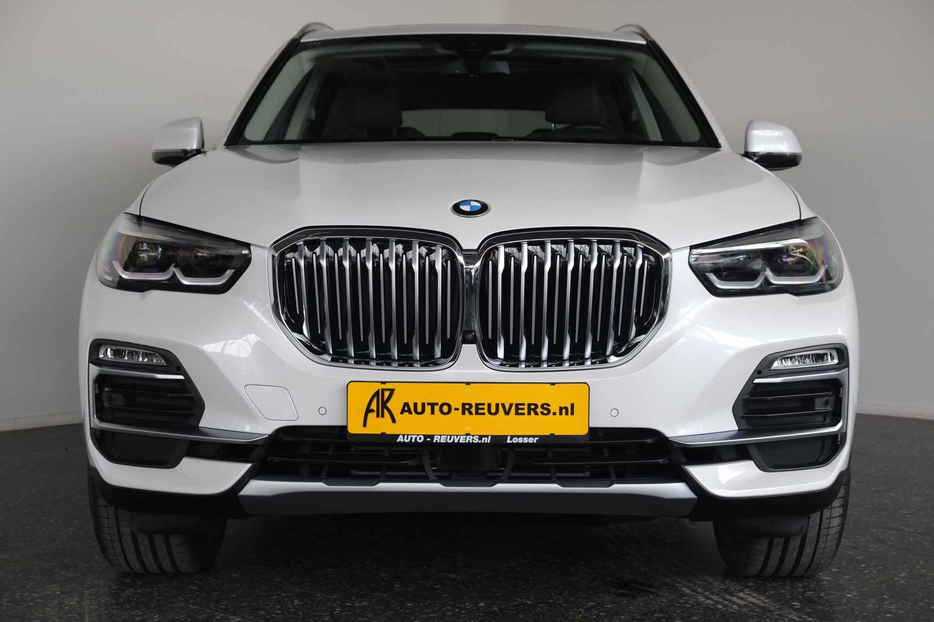 BMW X5 xDrive30d High Executive Opendak / LED / Leder / Cam / Head-Up - 2/52