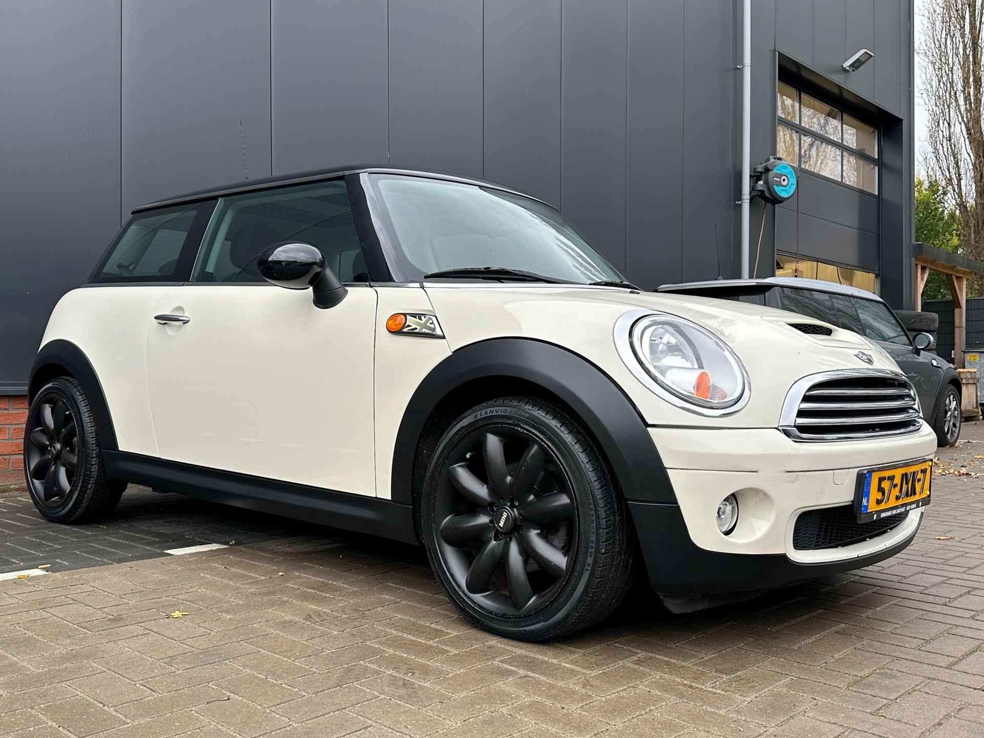 Mini Cooper Chili 1.4 anniversary edition (12 mnd BOVAG garantie) - 2/35