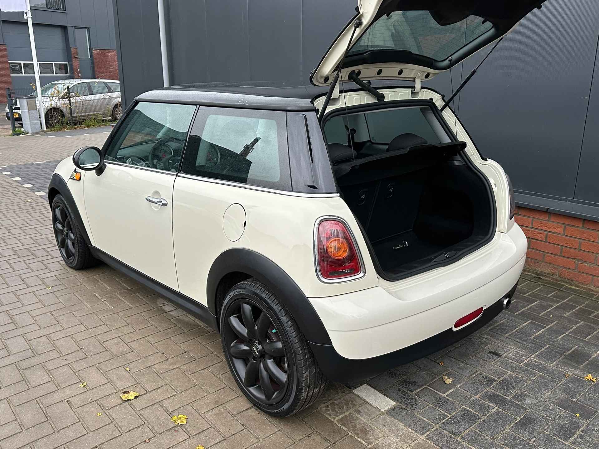 Mini Cooper Chili 1.4 anniversary edition (12 mnd BOVAG garantie) - 27/35