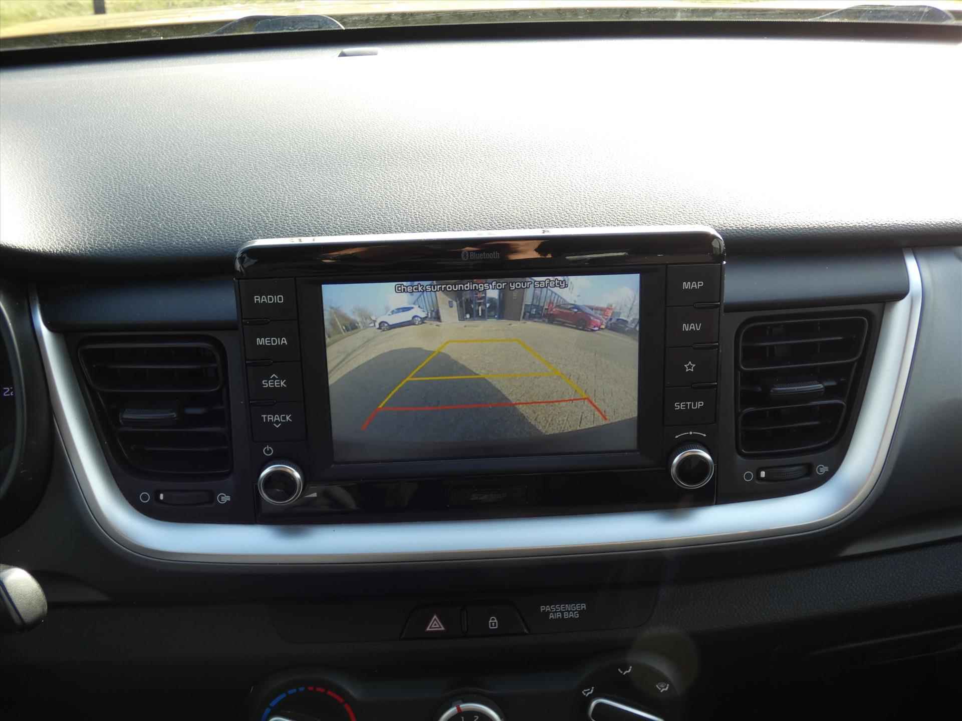 KIA Stonic 1.0 T-GDi 100pk DynamicLine | Two-Tone | Carplay | - 26/36