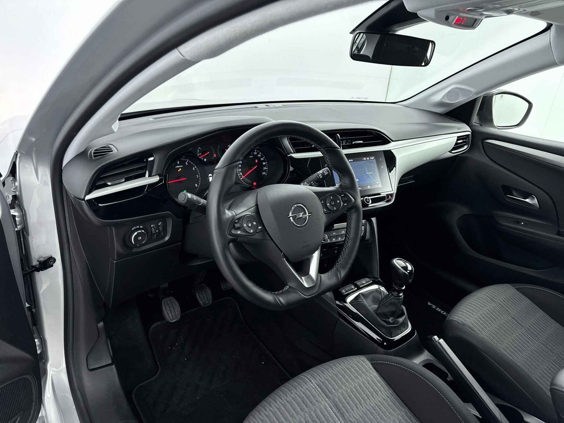 Opel Corsa 1.2 100 pk Edition | Navigatie | Parkeersensoren | Stuurverwarming - 10/33