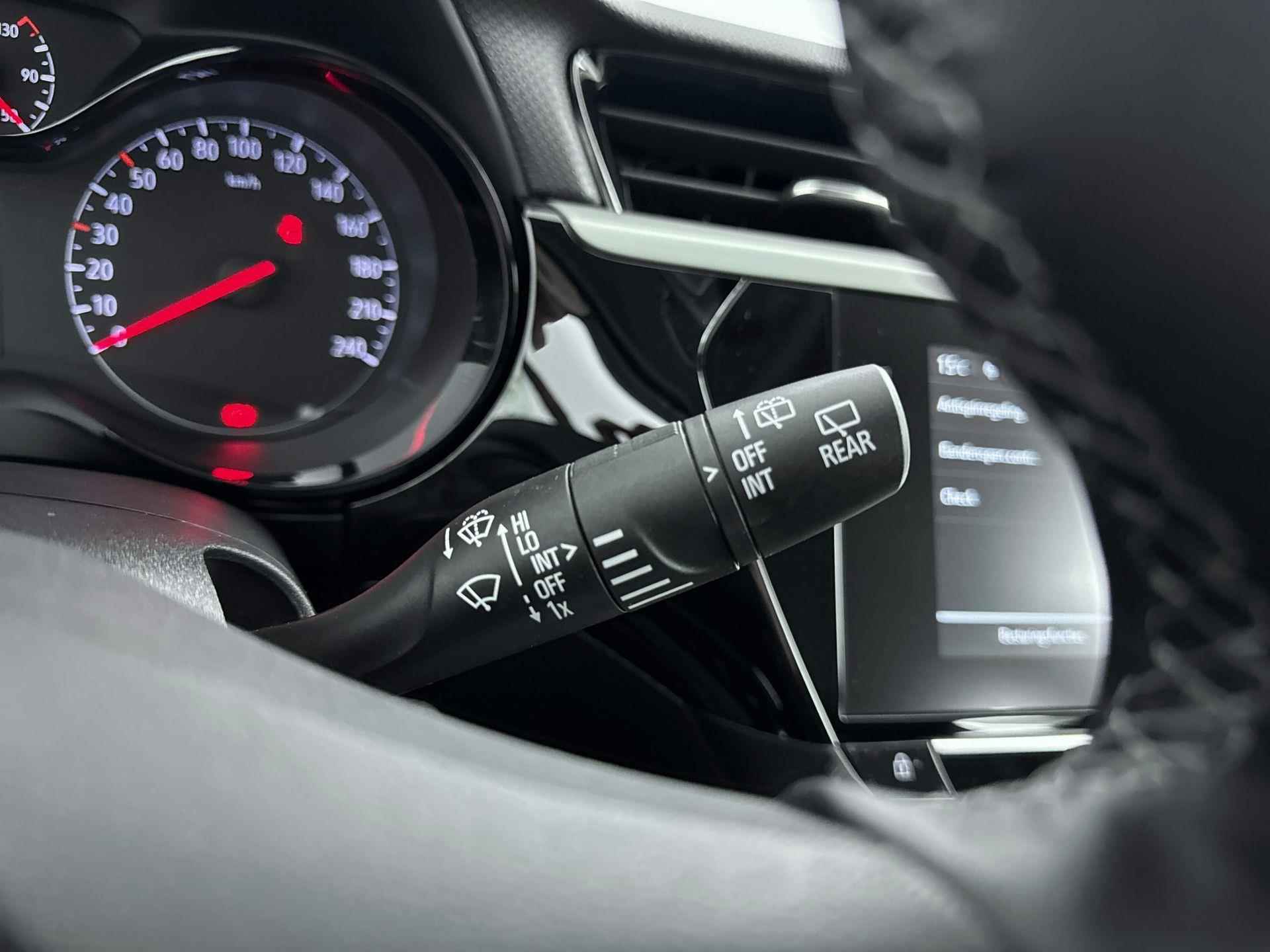 Opel Corsa 1.2 100 pk Edition | Navigatie | Parkeersensoren | Stuurverwarming - 27/33