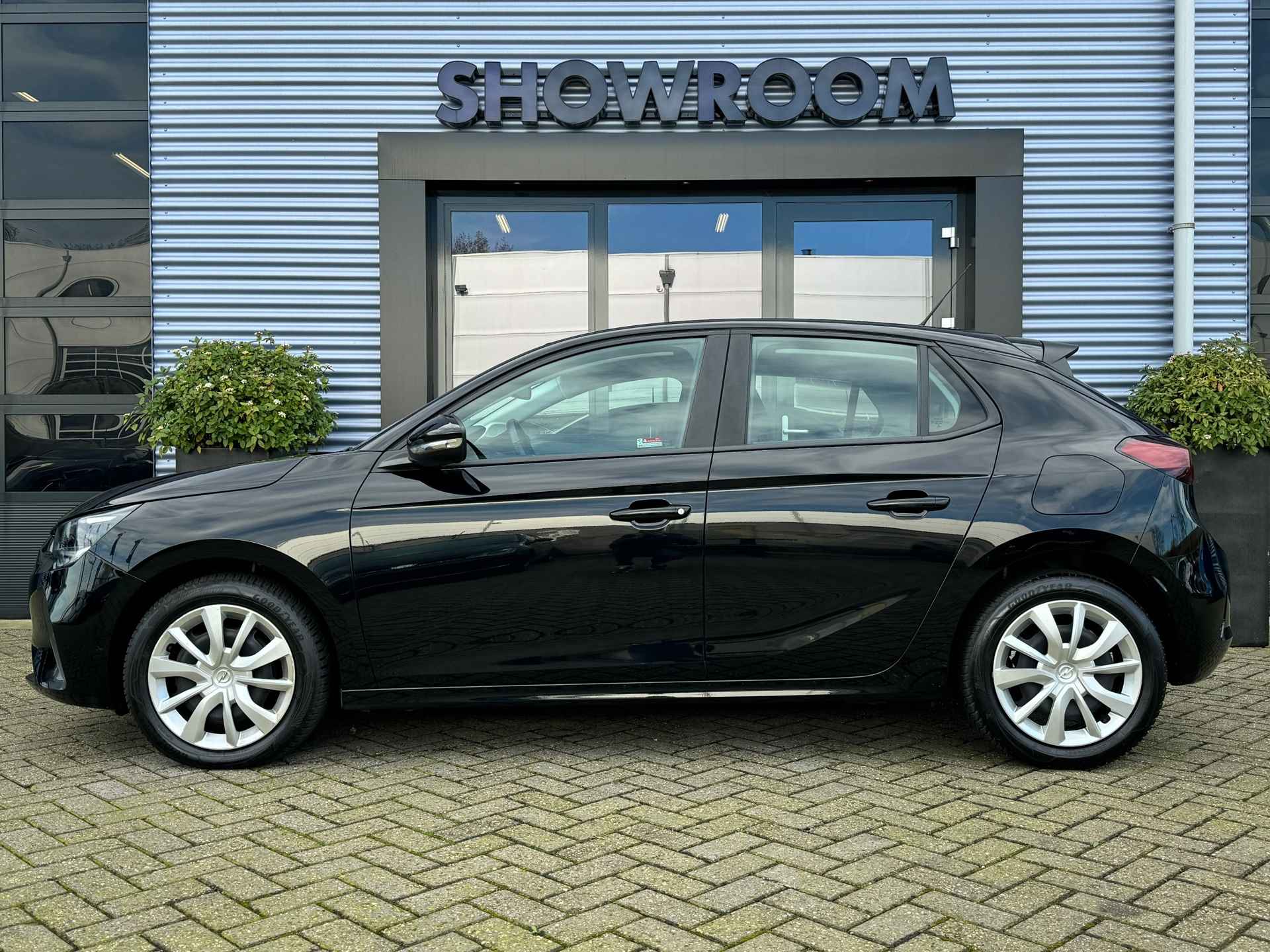 Opel CORSA 1.2 Edition Airco|Stoel en Stuurverwarming|PDC - 3/28