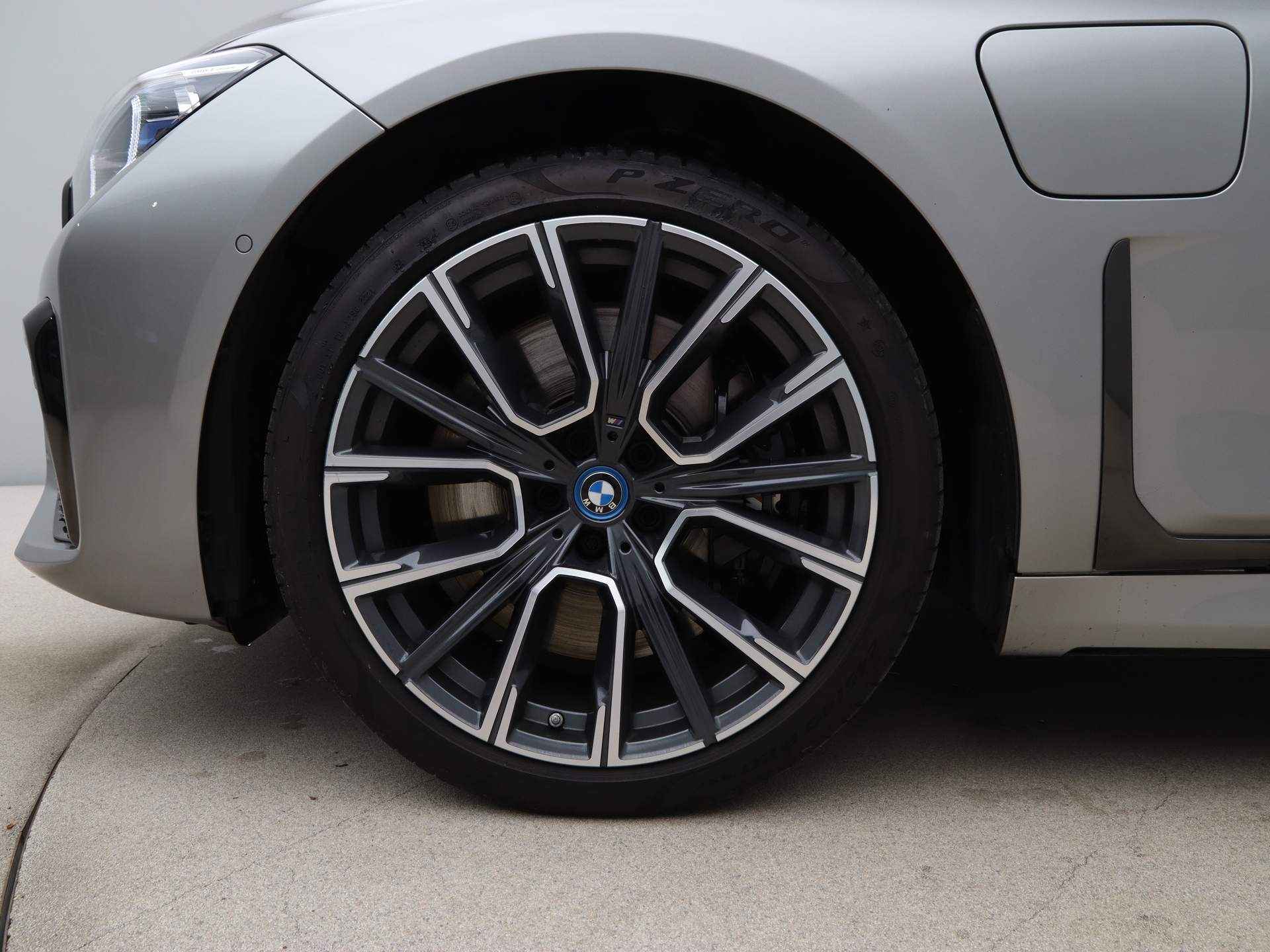 BMW 7 Serie 745Le xDrive High Executive - Bowers & Wilkins - 24/31