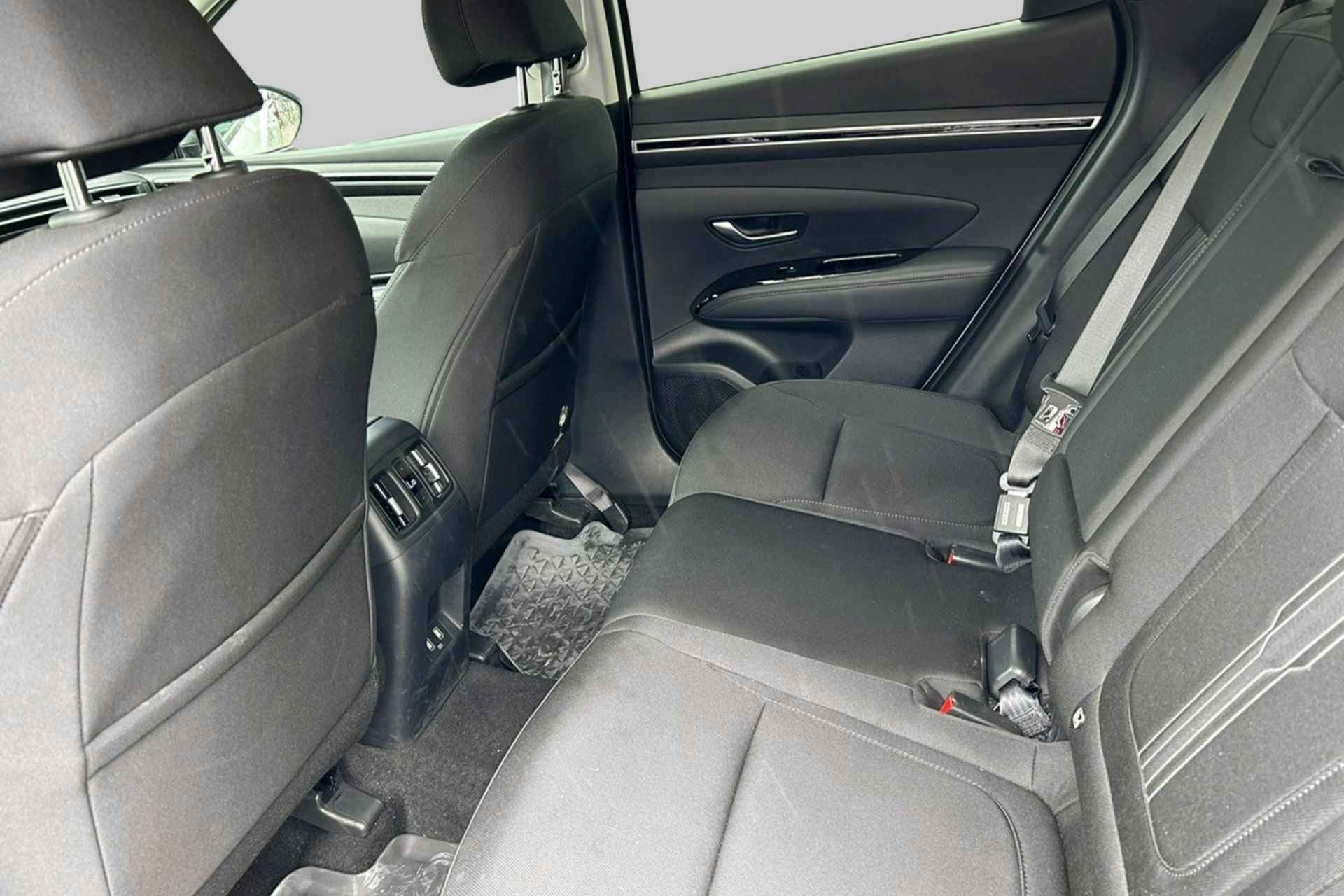 Hyundai Tucson 1.6 T-GDI MHEV Comfort Smart - 4/23