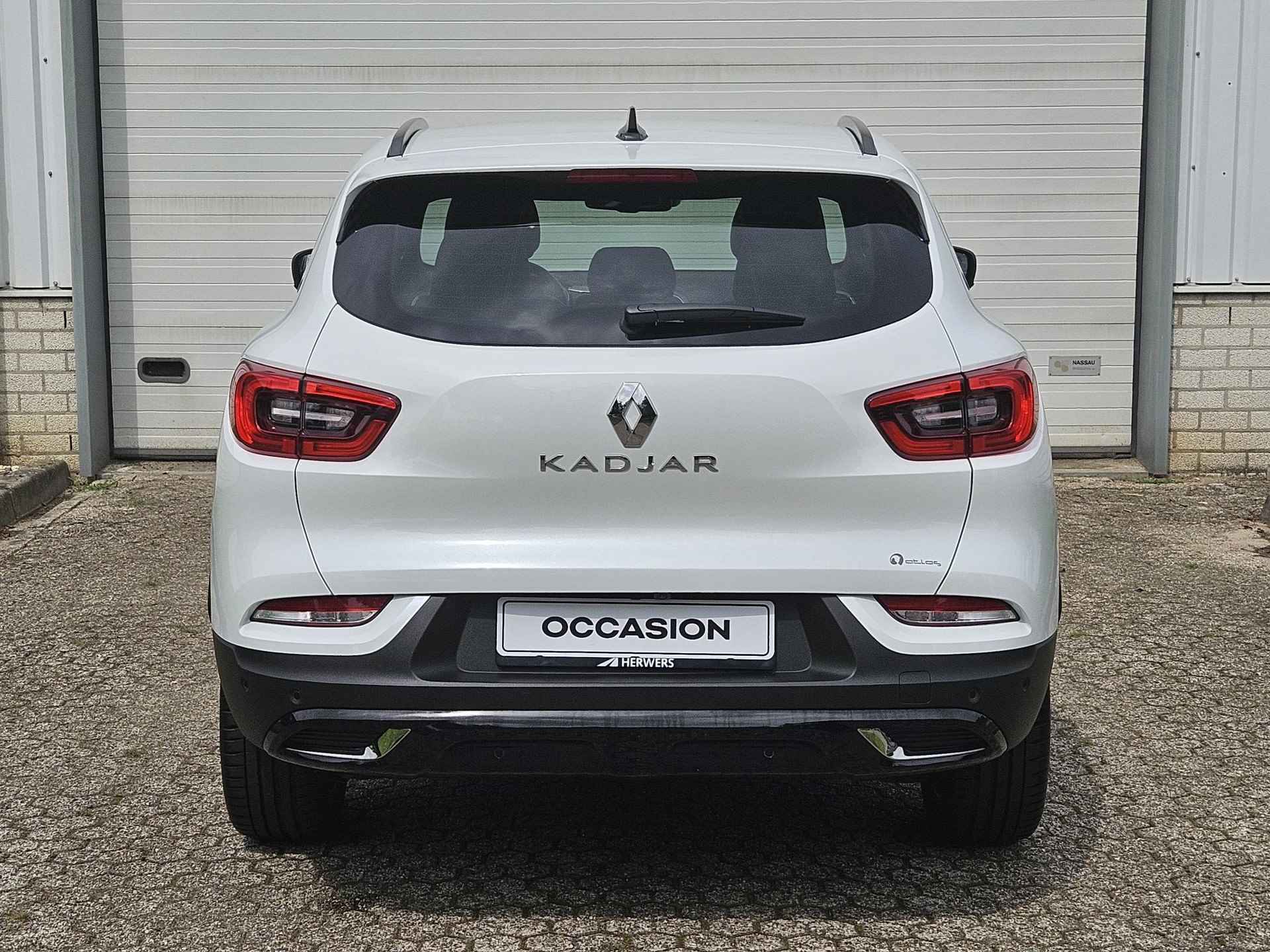 Renault Kadjar 1.3 TCe Techno 140pk Black Edition Automaat / Adaptieve Cruise Control / Stoelverwarming / Dodehoekdetectie / Apple Carplay / Android Auto / - 32/51