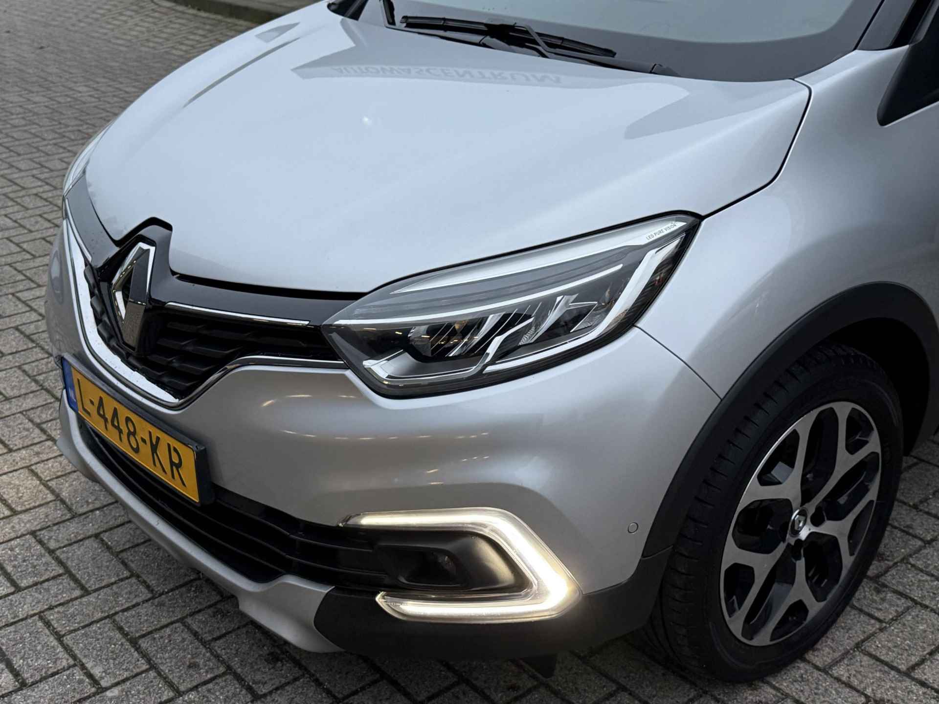 Renault Captur 0.9 TCe Limited / Navigatie / Trekhaak / Cruise Control / Camera / Bluetooth / PDC Voor&Achter / Stoelverwarming - 13/39