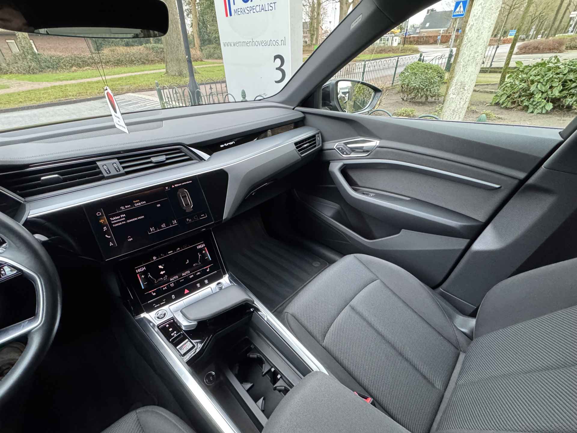 Audi e-tron Sportback 50 quattro Business edition 71 kWh Airco/Quattro/Stoelverw. - 25/44