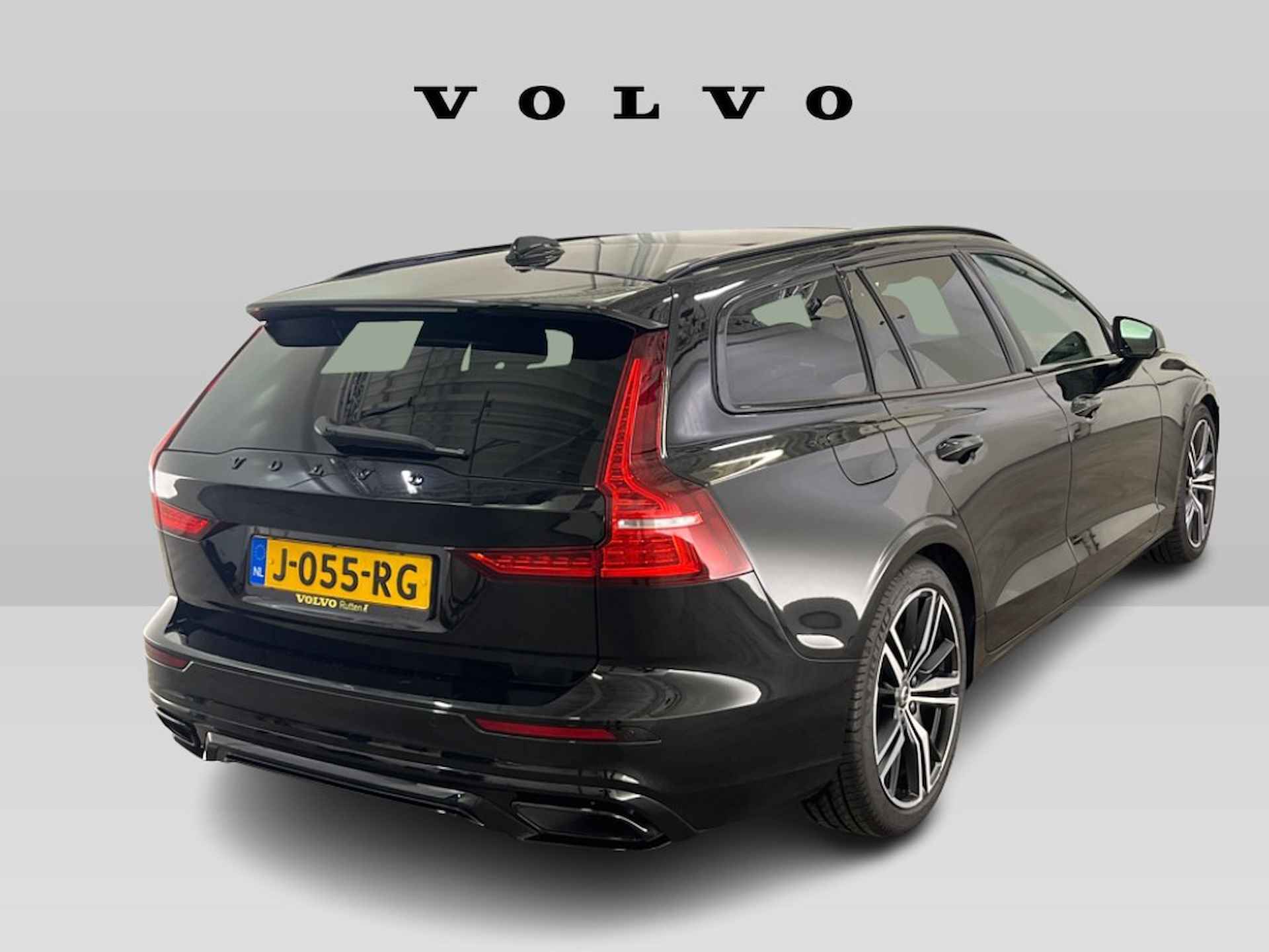 Volvo V60 2.0 B3 R-Design #BlackEdition! #Panoramadak #VolvoSelekt! #Verwacht! - 3/22