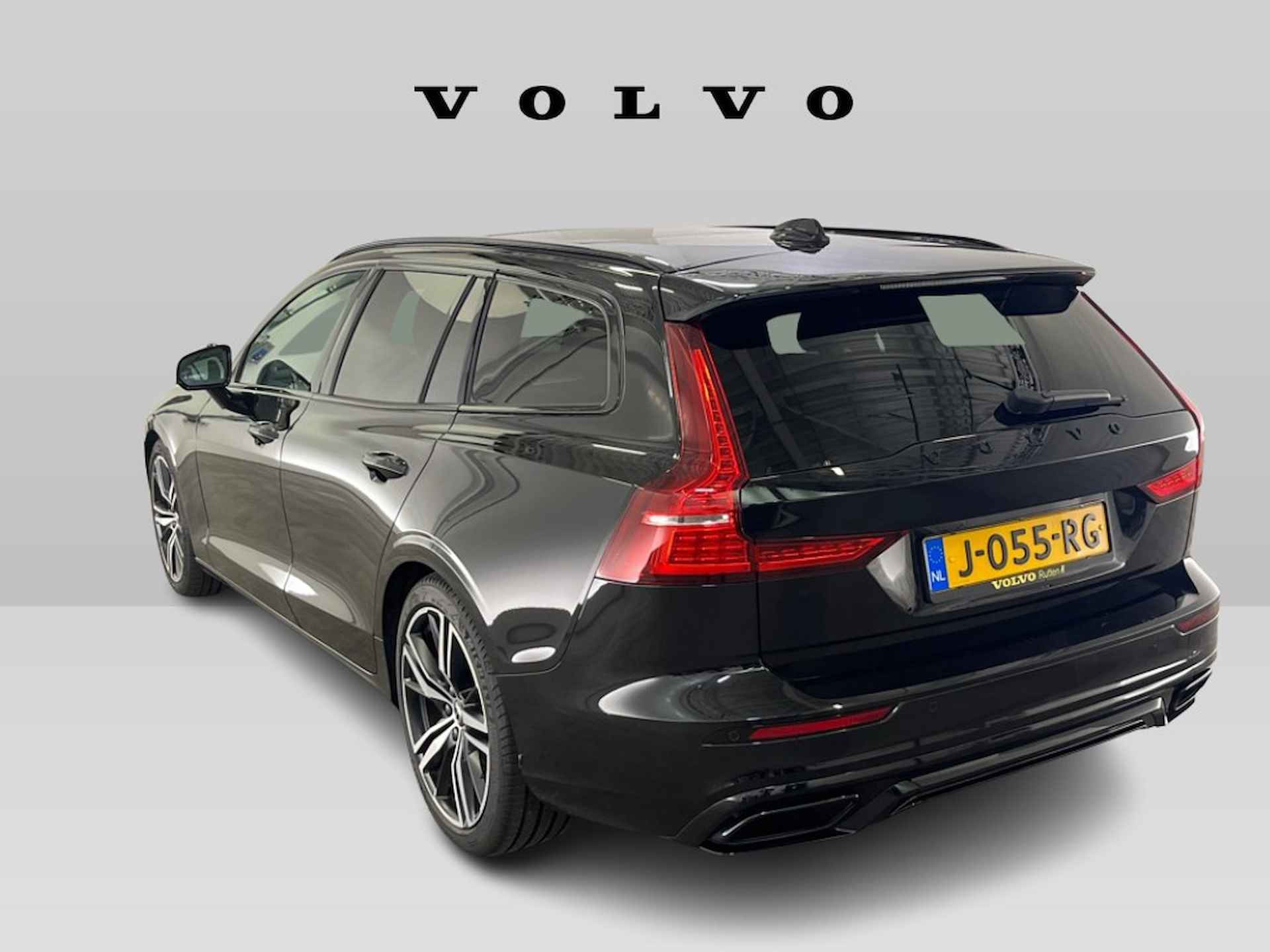 Volvo V60 2.0 B3 R-Design #BlackEdition! #Panoramadak #VolvoSelekt! #Verwacht! - 5/22