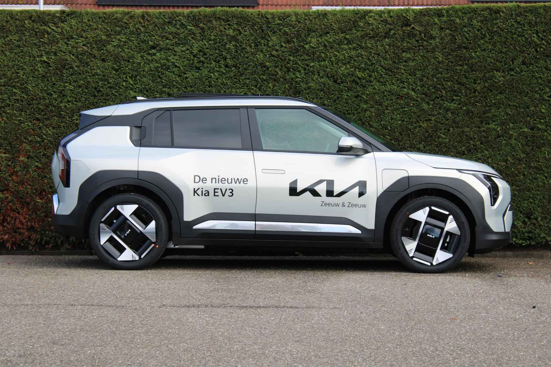 Kia EV3 Plus Advanced 81.4 kWh | NU NIEUW TE BESTELLEN | SUBSIDIE VERREKEND - 6/30