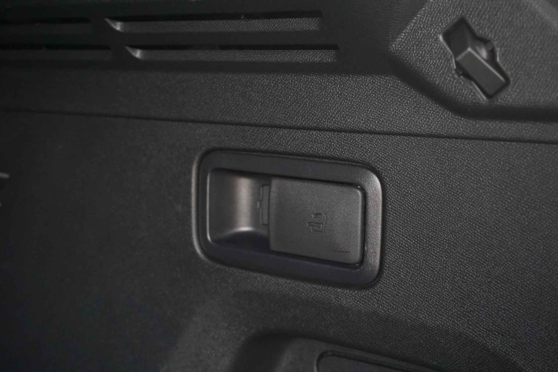 Peugeot 3008 1.2 PureTech Allure  Pack Business 360° Camera | All-season | keyless | Carplay - 44/49