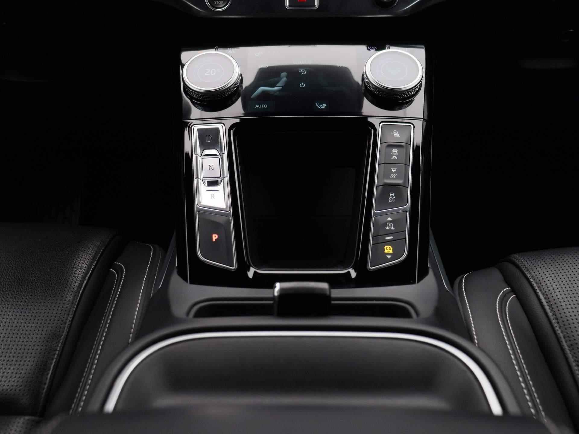 Jaguar I-PACE EV400 SE 90 kWh | PANORAMADAK | APPLE CARPLAY | MERIDIAN AUDIO | MEMORY SEATS | ACHTERUITRIJCAMERA | LEDEREN BEKLEDING | ELEKTRISCHE BEDIENBARE ACHTERKLEP | - 11/39