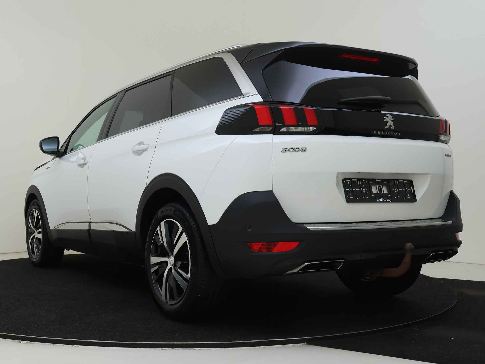 Peugeot 5008 1.2 PureTech 130 PK GT-Line Parkeerhulp | Apple Carplay | 19" licht metalen velgen - 5/34