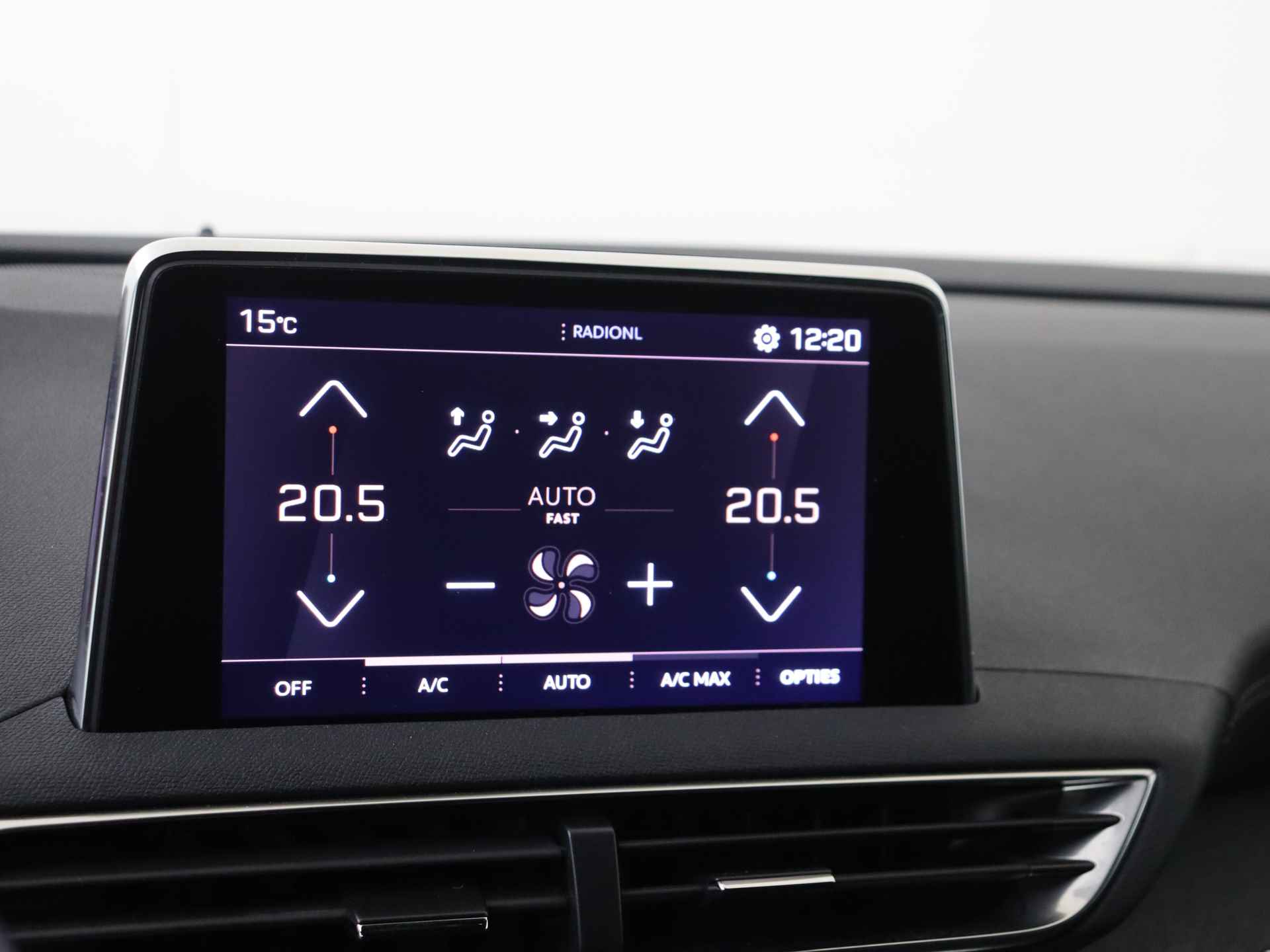 Peugeot 5008 1.2 PureTech 130 PK GT-Line Parkeerhulp | Apple Carplay | 19" licht metalen velgen - 19/34