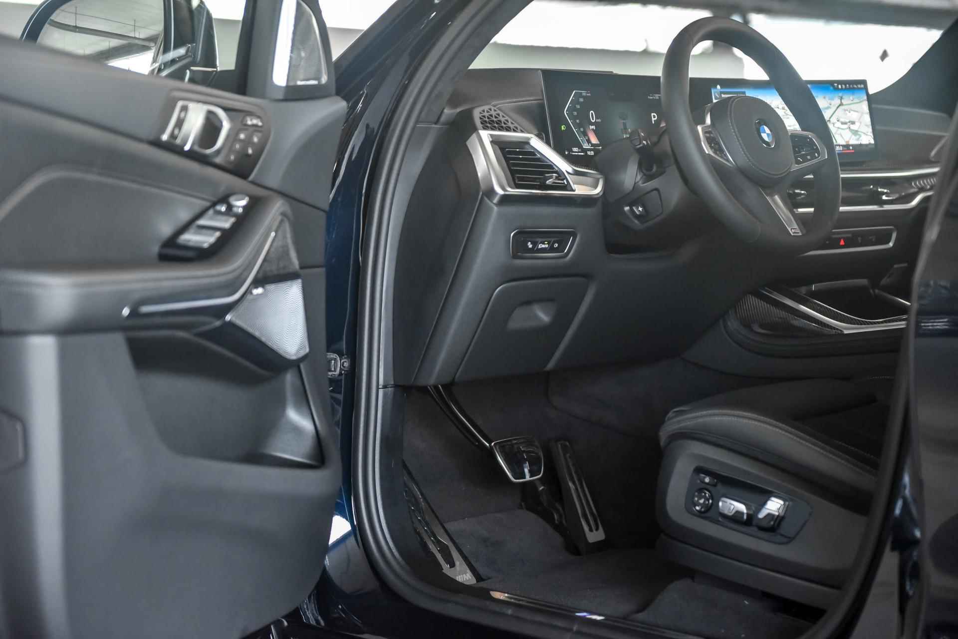 BMW X7 xDrive40i | M Sportpakket | Glazen panoramadak Sky Lounge | Comfortstoelen voor - 9/27