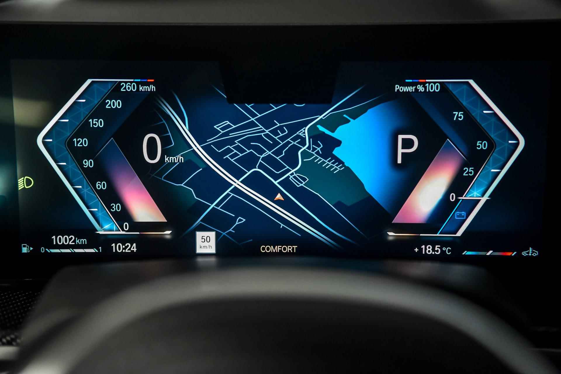 BMW X7 xDrive40i | M Sportpakket | Glazen panoramadak Sky Lounge | Comfortstoelen voor - 23/27