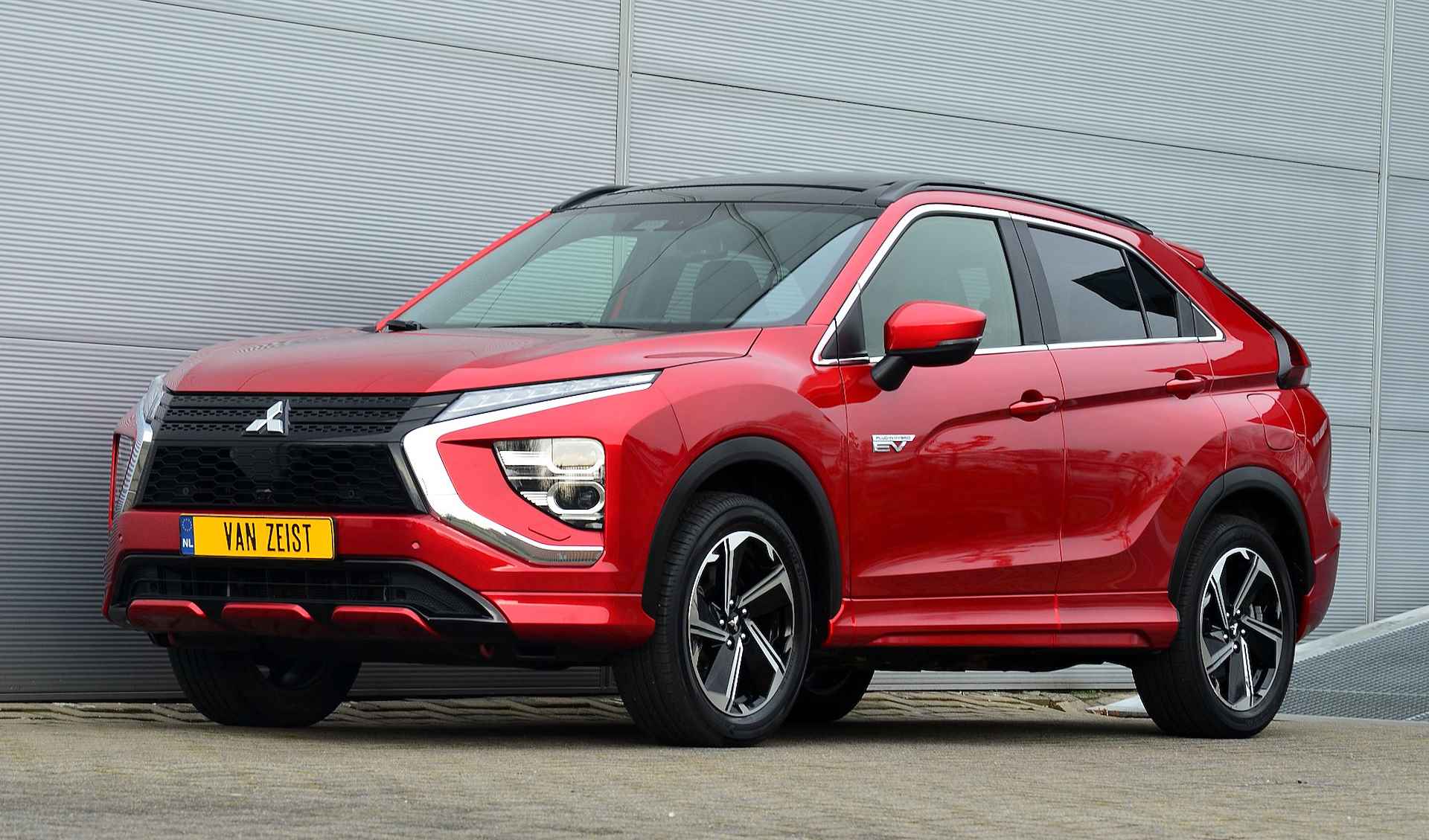 Mitsubishi Eclipse Cross PHEV 2.4 INSTYLE 4WD | PLUG IN HYBRID | PANORAMA DAK | LEER | TREKHAAK 1500KG | FABRIEKSGARANTIE TOT 24-03-2031* | ALL IN RIJKLAAPRIJS - 6/48