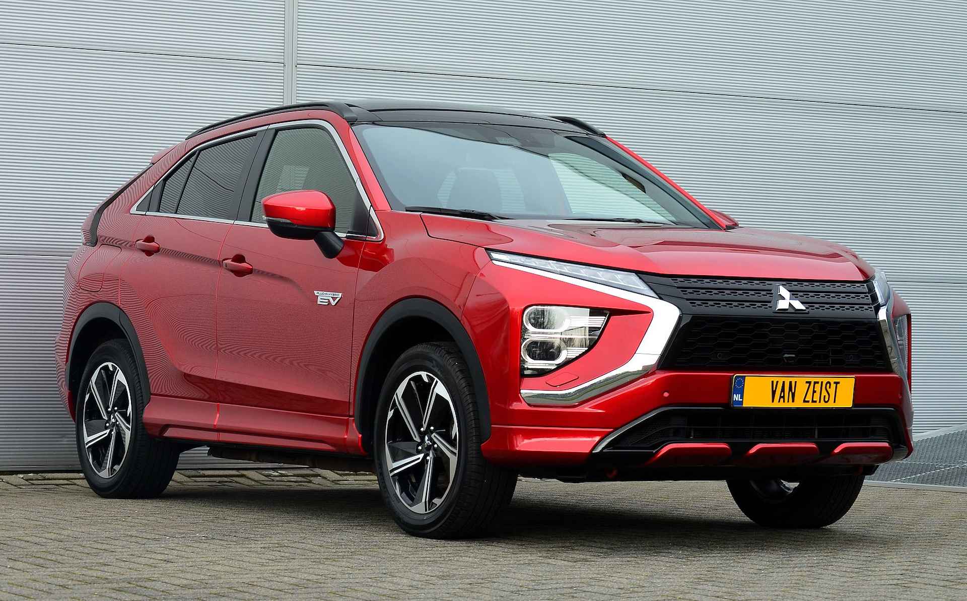 Mitsubishi Eclipse Cross PHEV 2.4 INSTYLE 4WD | PLUG IN HYBRID | PANORAMA DAK | LEER | TREKHAAK 1500KG | FABRIEKSGARANTIE TOT 24-03-2031* | ALL IN RIJKLAAPRIJS - 13/48