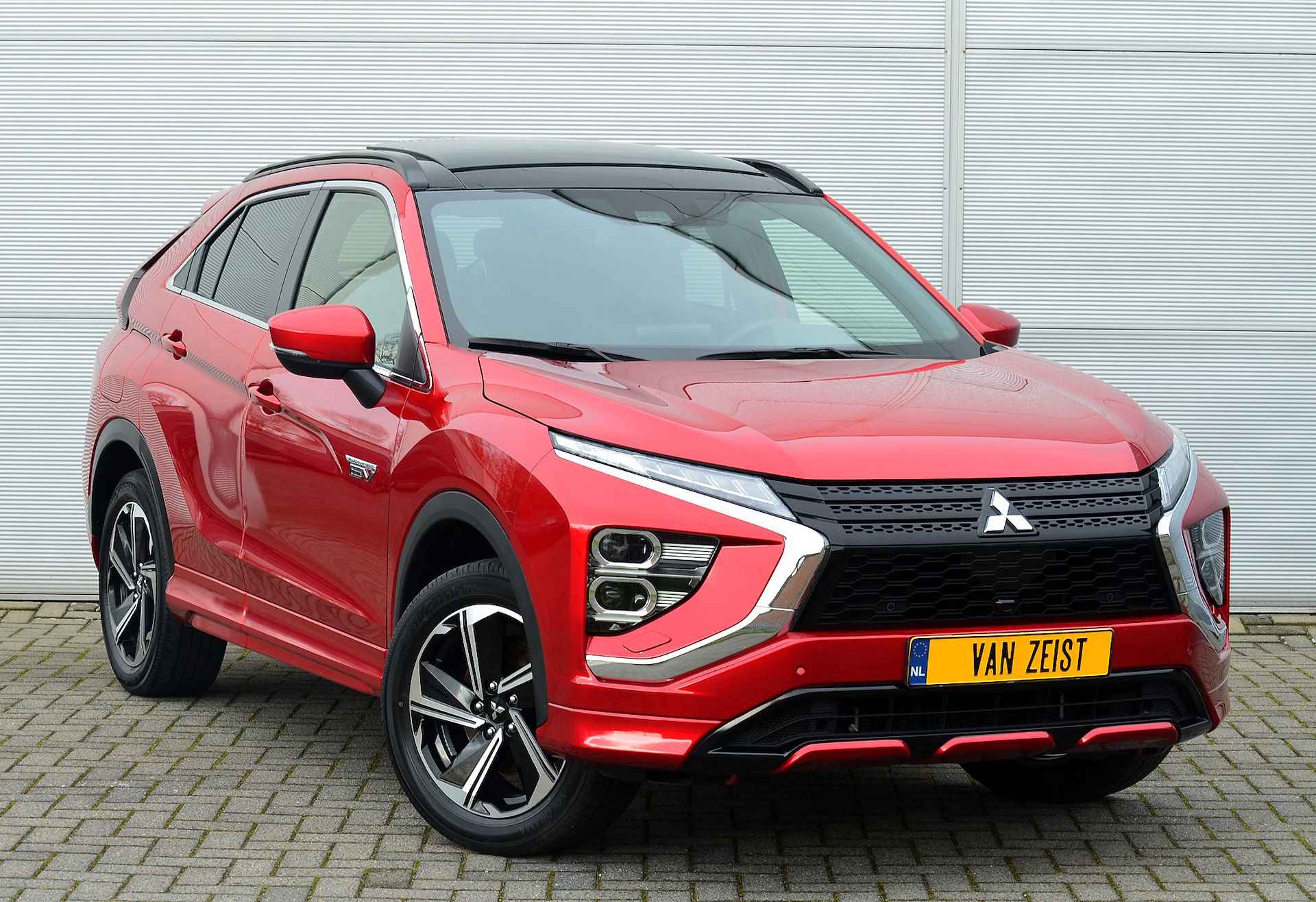 Mitsubishi Eclipse Cross PHEV 2.4 INSTYLE 4WD | PLUG IN HYBRID | PANORAMA DAK | LEER | TREKHAAK 1500KG | FABRIEKSGARANTIE TOT 24-03-2031* | ALL IN RIJKLAAPRIJS - 14/48