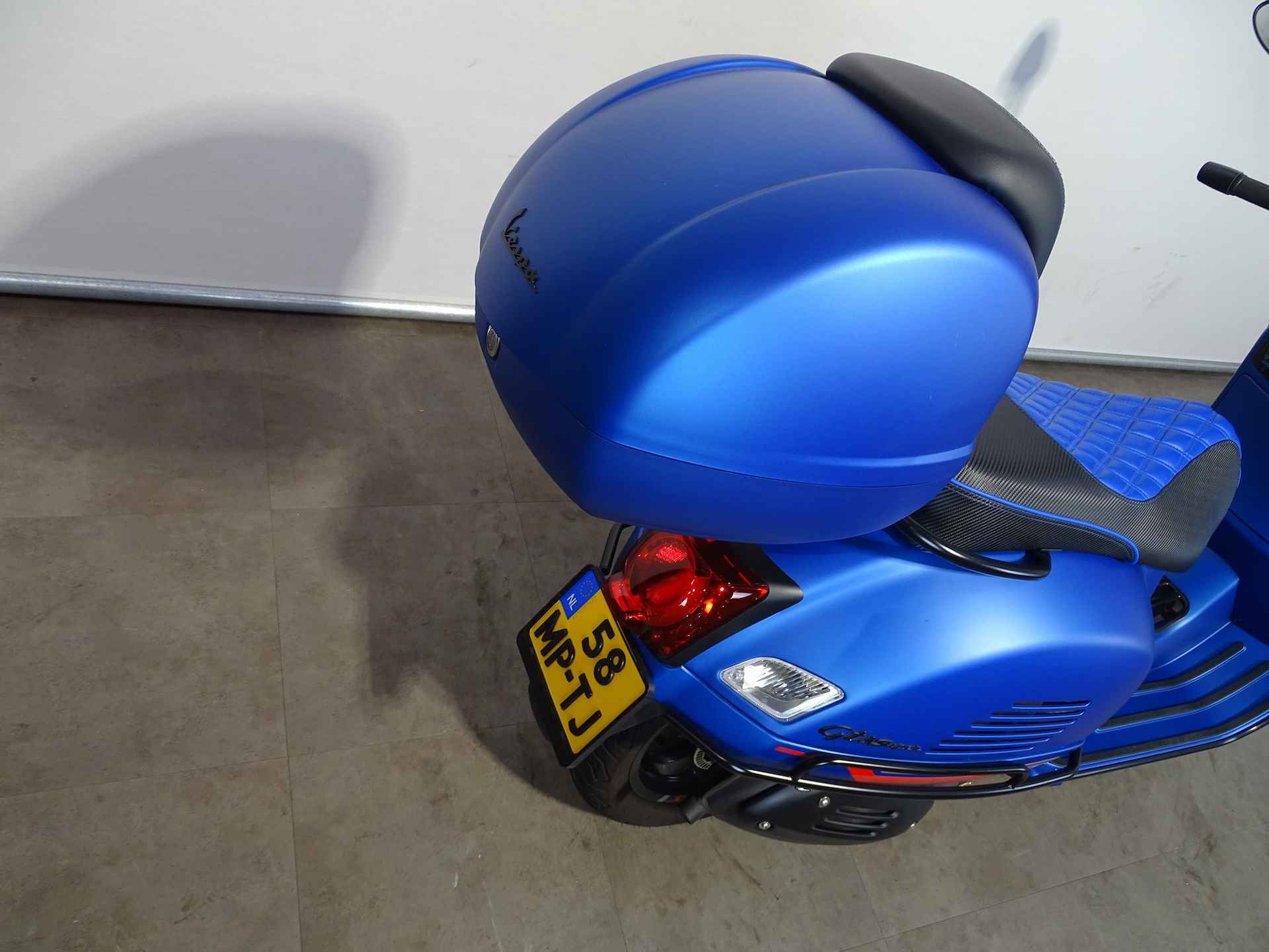 Vespa GTS 300 SUPERSPORT HPE - 3/7