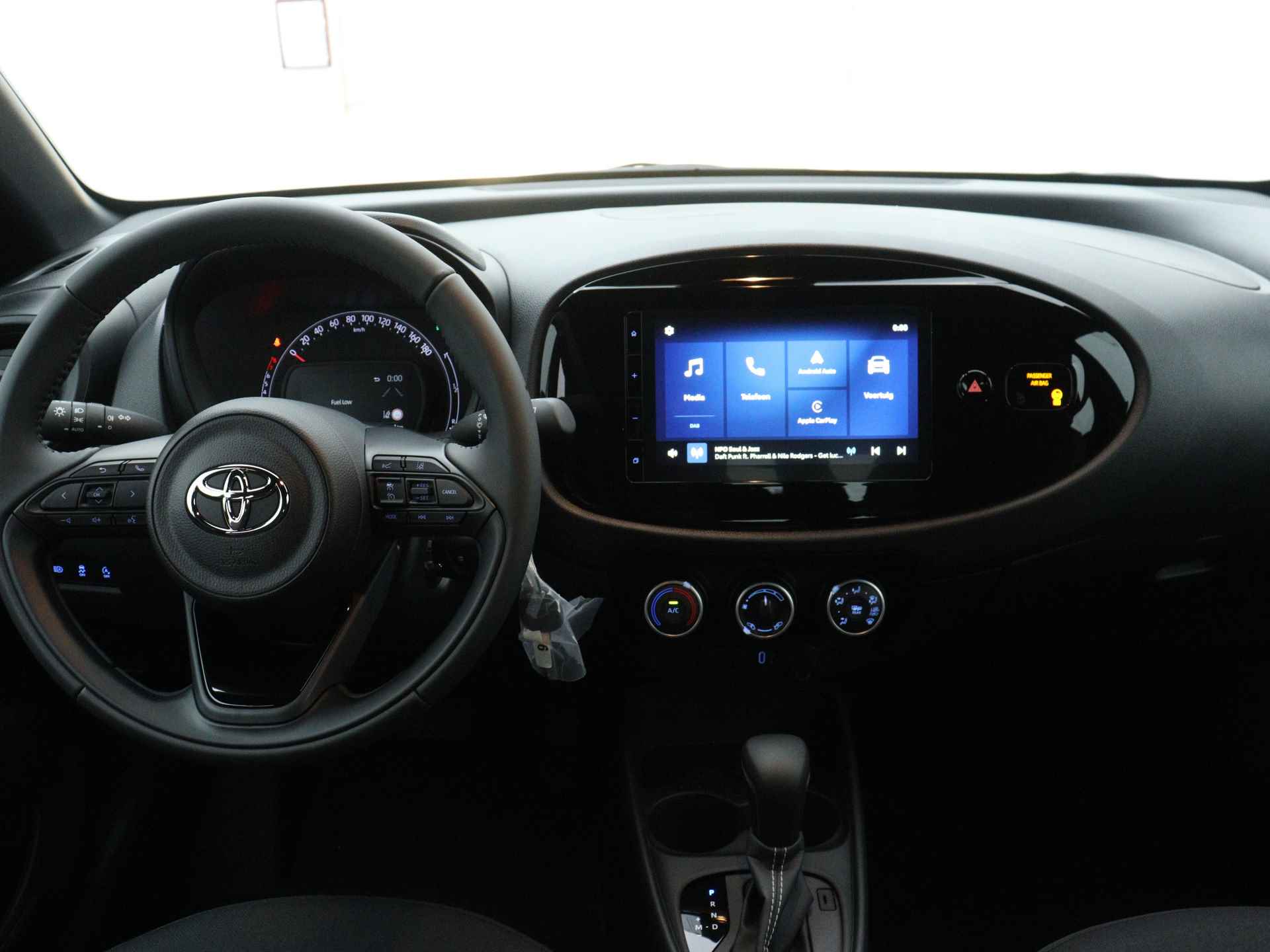 Toyota Aygo X 1.0 VVT-i S-CVT play | Automaat | - 5/32