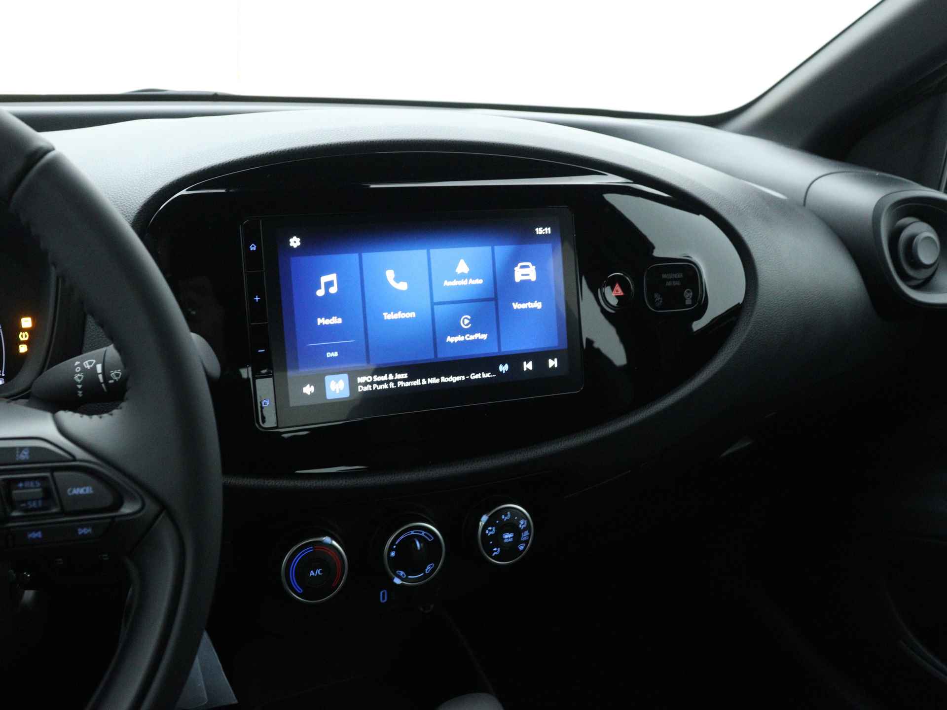 Toyota Aygo X 1.0 VVT-i S-CVT play | Automaat | - 7/32