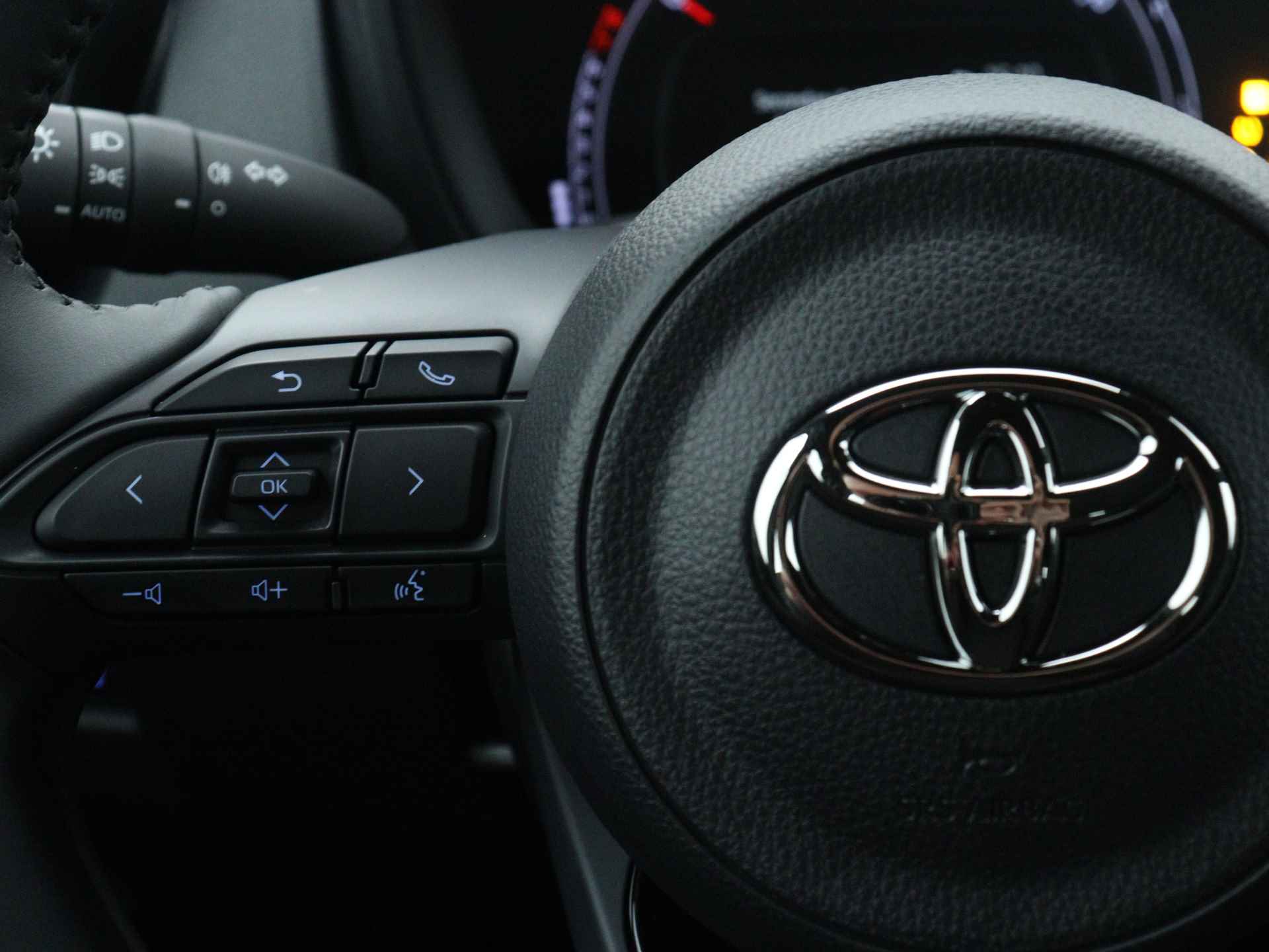 Toyota Aygo X 1.0 VVT-i S-CVT play | Automaat | - 17/32