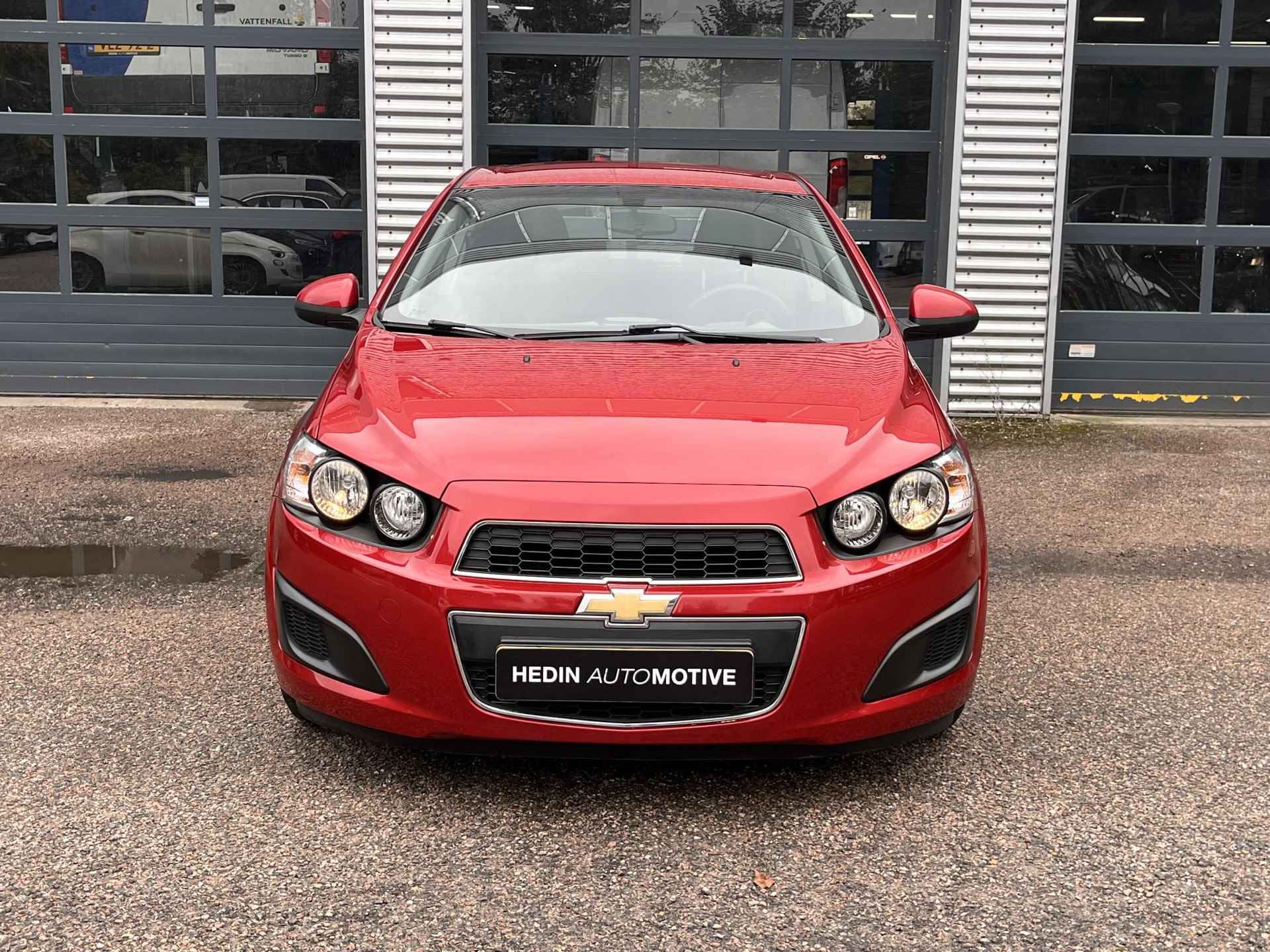 Chevrolet Aveo 1.4 LT Airconditioning | Cruise control | Stuurbediening | Lichtmetalen velgen - 8/21