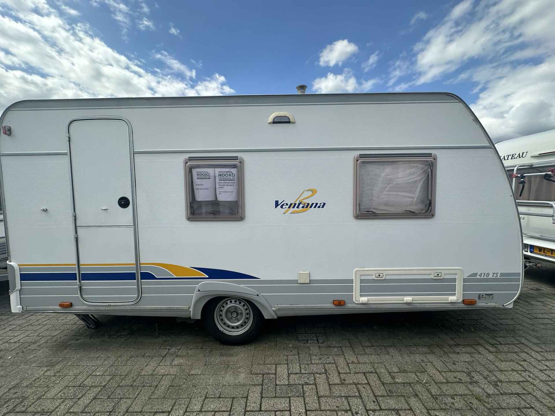 BUERSTNER VENTANA 410 TS DWARSBED + VOORTENT + MOVER - 5/18