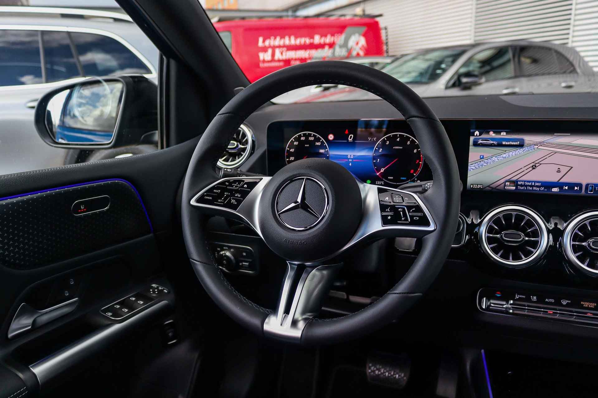 Mercedes-Benz B-Klasse B 180 Automaat Star Edition Luxury Line | Nightpakket - 25/39