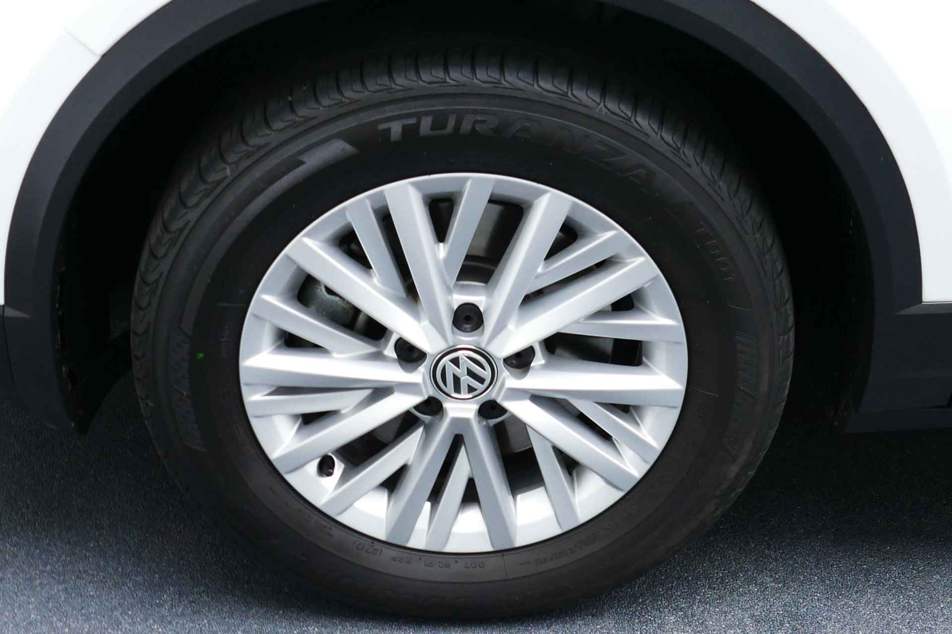 Volkswagen T-Roc 1.0 TSI Style. Clima, Cruise, Stoelverw, PDC V+A, 16"LMV, Trekhaak 1300kg - 15/35