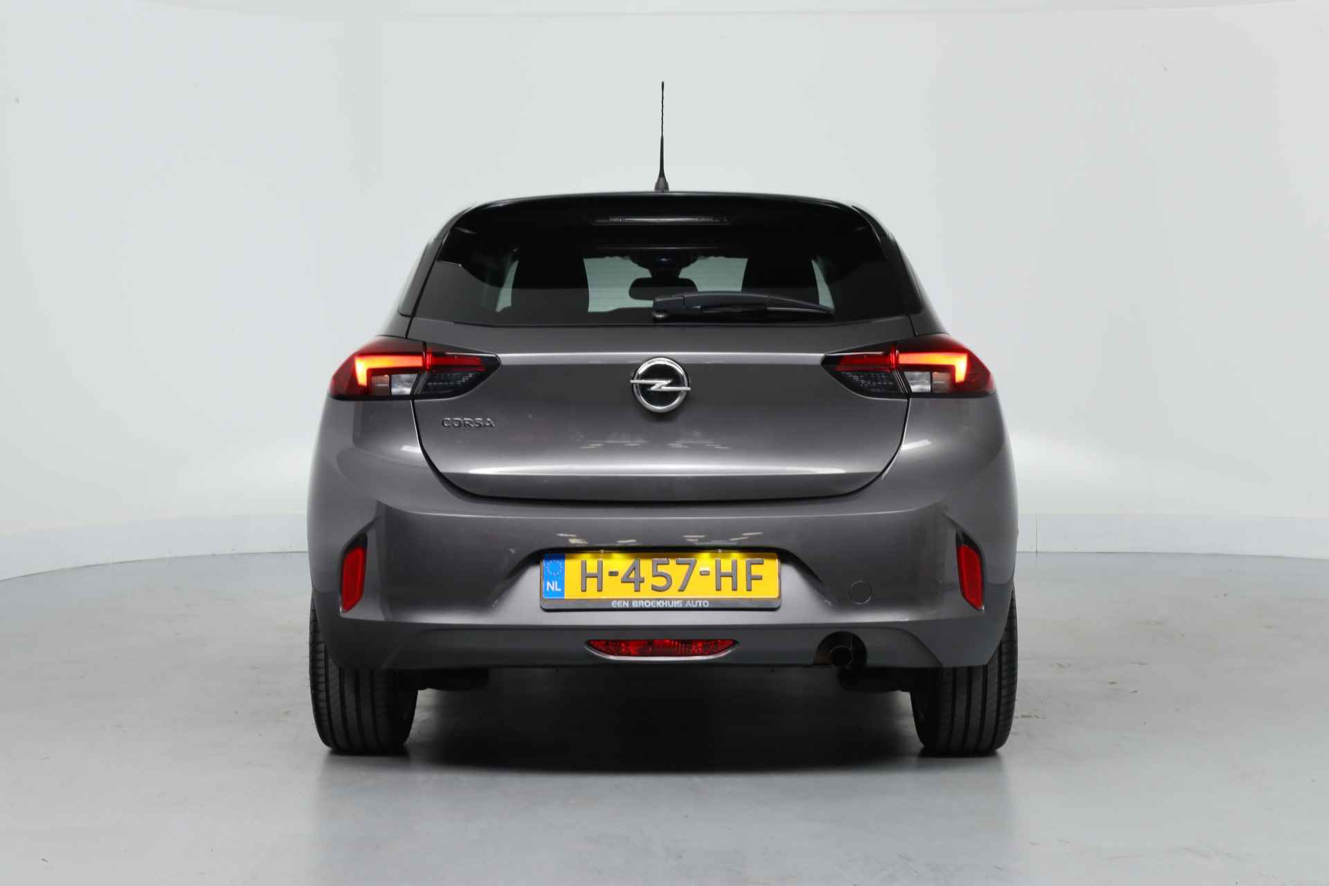 Opel Corsa 1.2 Elegance Automaat | Navigatie | 17 inch | Led | Cruise Control | Airco | Dealer Onderhouden | Contrasterende dak kleur zwart - 3/30