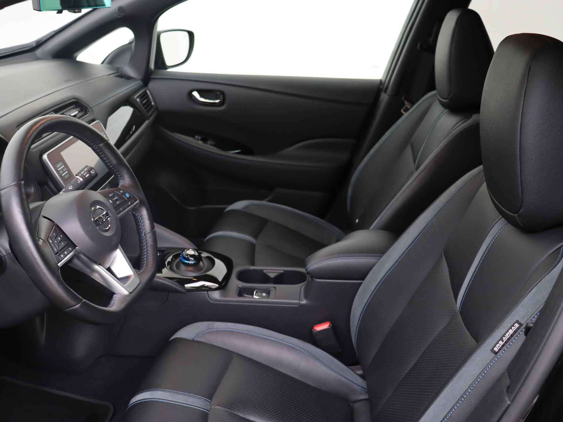 Nissan LEAF Tekna 40 kWh | Subsidie Mogelijk|  Navigatie | Apple Carplay/Android Auto | Stoelverwarming | Lederen bekleding | Climate Control | Cruise Control Adaptief | 360 Camera | 17 inch Velgen | LED Koplampen | Bose Premium Audio | - 3/28