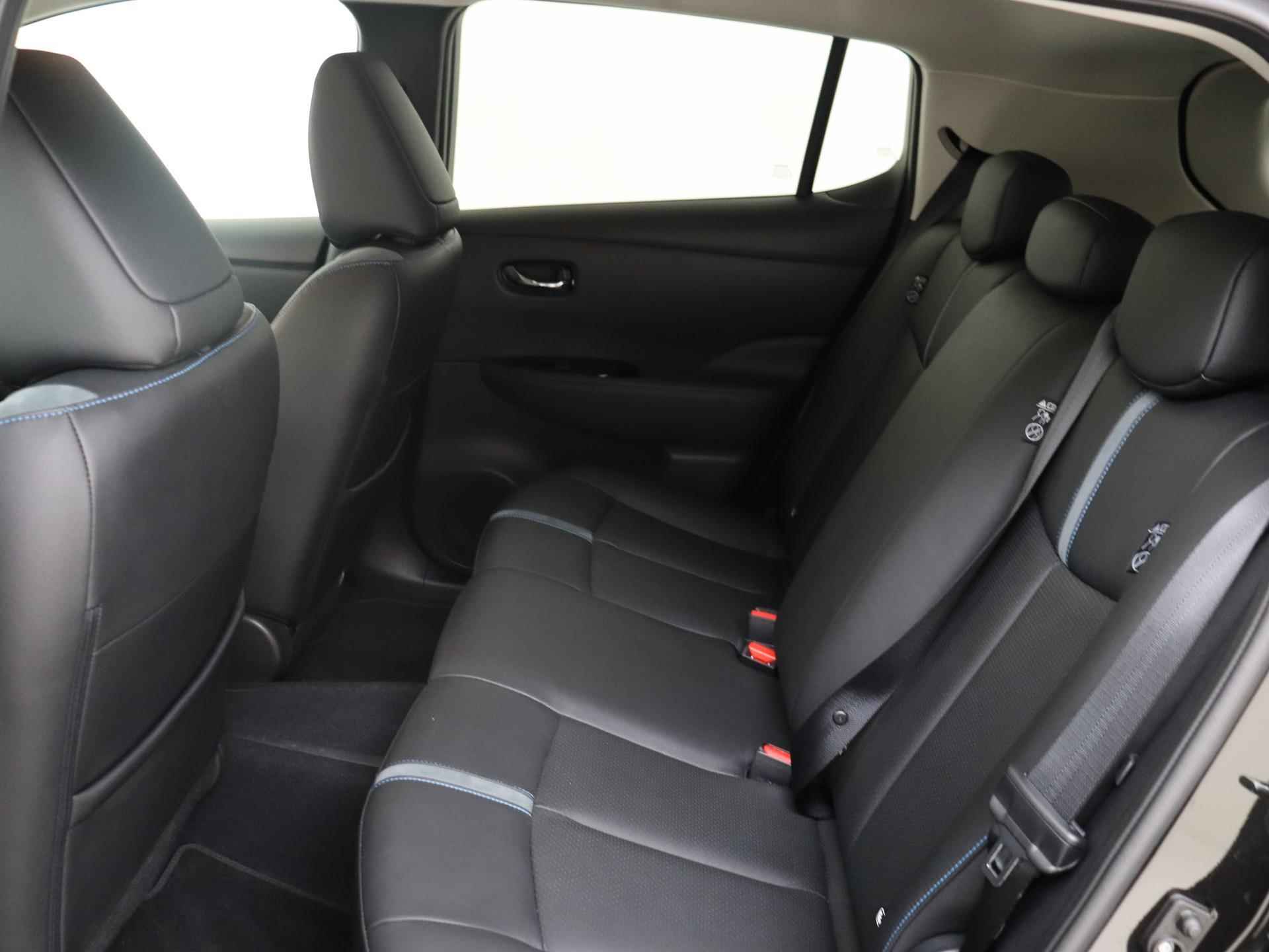 Nissan LEAF Tekna 40 kWh | Subsidie Mogelijk|  Navigatie | Apple Carplay/Android Auto | Stoelverwarming | Lederen bekleding | Climate Control | Cruise Control Adaptief | 360 Camera | 17 inch Velgen | LED Koplampen | Bose Premium Audio | - 5/28