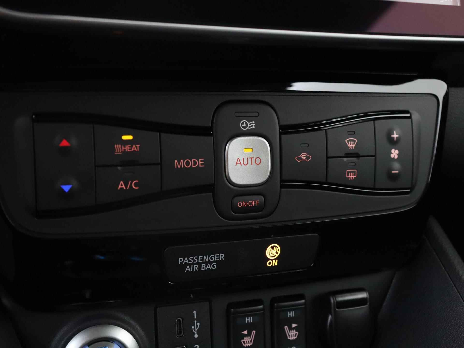 Nissan LEAF Tekna 40 kWh | Subsidie Mogelijk|  Navigatie | Apple Carplay/Android Auto | Stoelverwarming | Lederen bekleding | Climate Control | Cruise Control Adaptief | 360 Camera | 17 inch Velgen | LED Koplampen | Bose Premium Audio | - 21/28