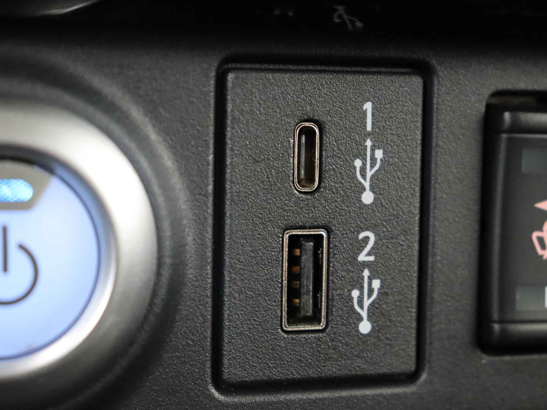 Nissan LEAF Tekna 40 kWh | Subsidie Mogelijk|  Navigatie | Apple Carplay/Android Auto | Stoelverwarming | Lederen bekleding | Climate Control | Cruise Control Adaptief | 360 Camera | 17 inch Velgen | LED Koplampen | Bose Premium Audio | - 22/28