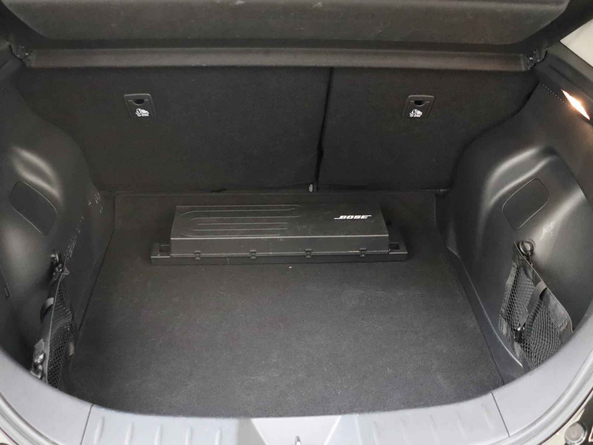 Nissan LEAF Tekna 40 kWh | Subsidie Mogelijk|  Navigatie | Apple Carplay/Android Auto | Stoelverwarming | Lederen bekleding | Climate Control | Cruise Control Adaptief | 360 Camera | 17 inch Velgen | LED Koplampen | Bose Premium Audio | - 27/28
