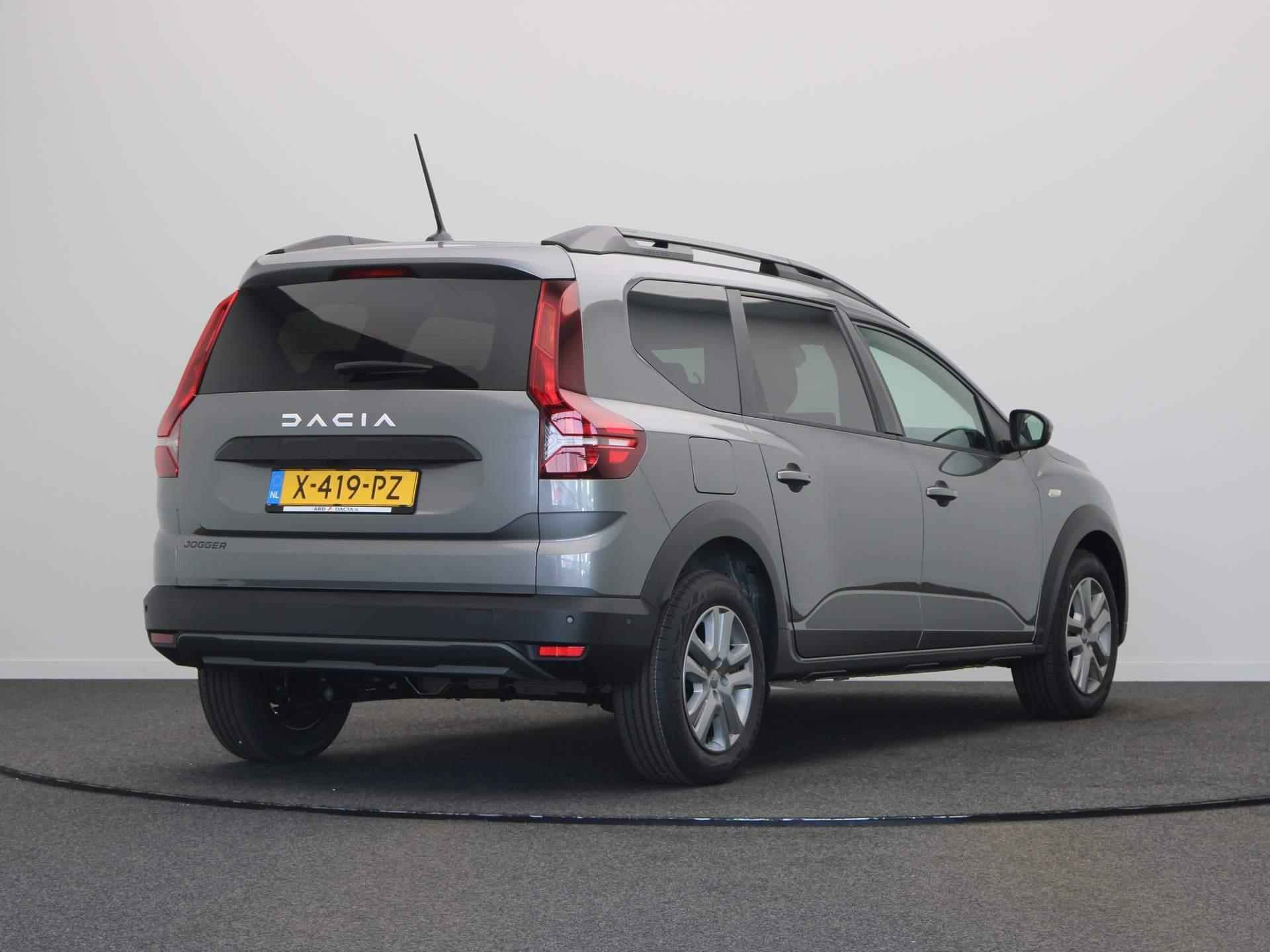 Dacia Jogger TCe 110pk Expression 7p. | Cruise control | Airco | Navigatie | Apple Carplay/ Android Auto  | Achteruitrijcamera | 7-Zitter | - 11/40