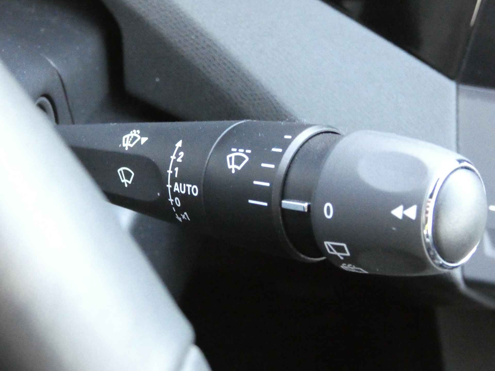 Peugeot 308 1.2 PureTech Active Pack Business Navigatie!Parkeersensoren! - 24/43