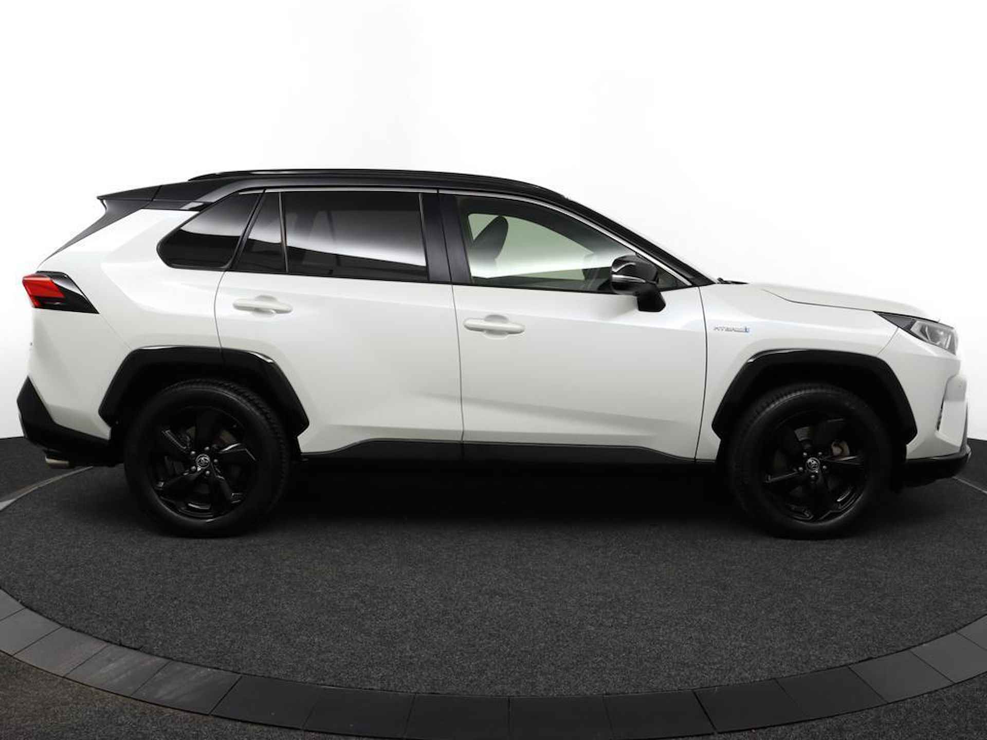 Toyota RAV4 2.5 Hybrid AWD Bi-Tone | Navigatie | Stoelverwarming | Electrische kofferbakklep | Climate Control | - 13/55