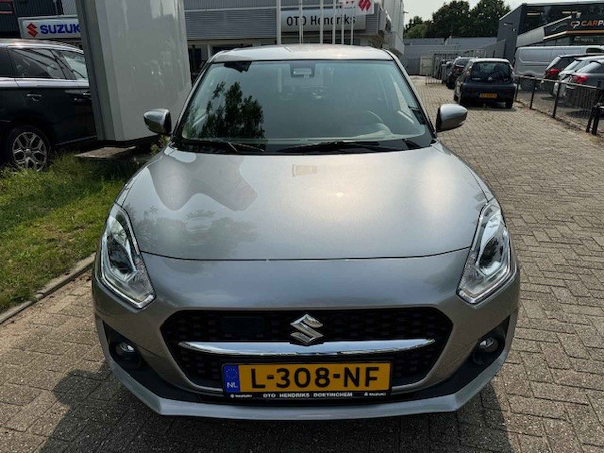 SUZUKI Swift 1.2 DualJet 83pk Smart Hybrid Style - 6/43